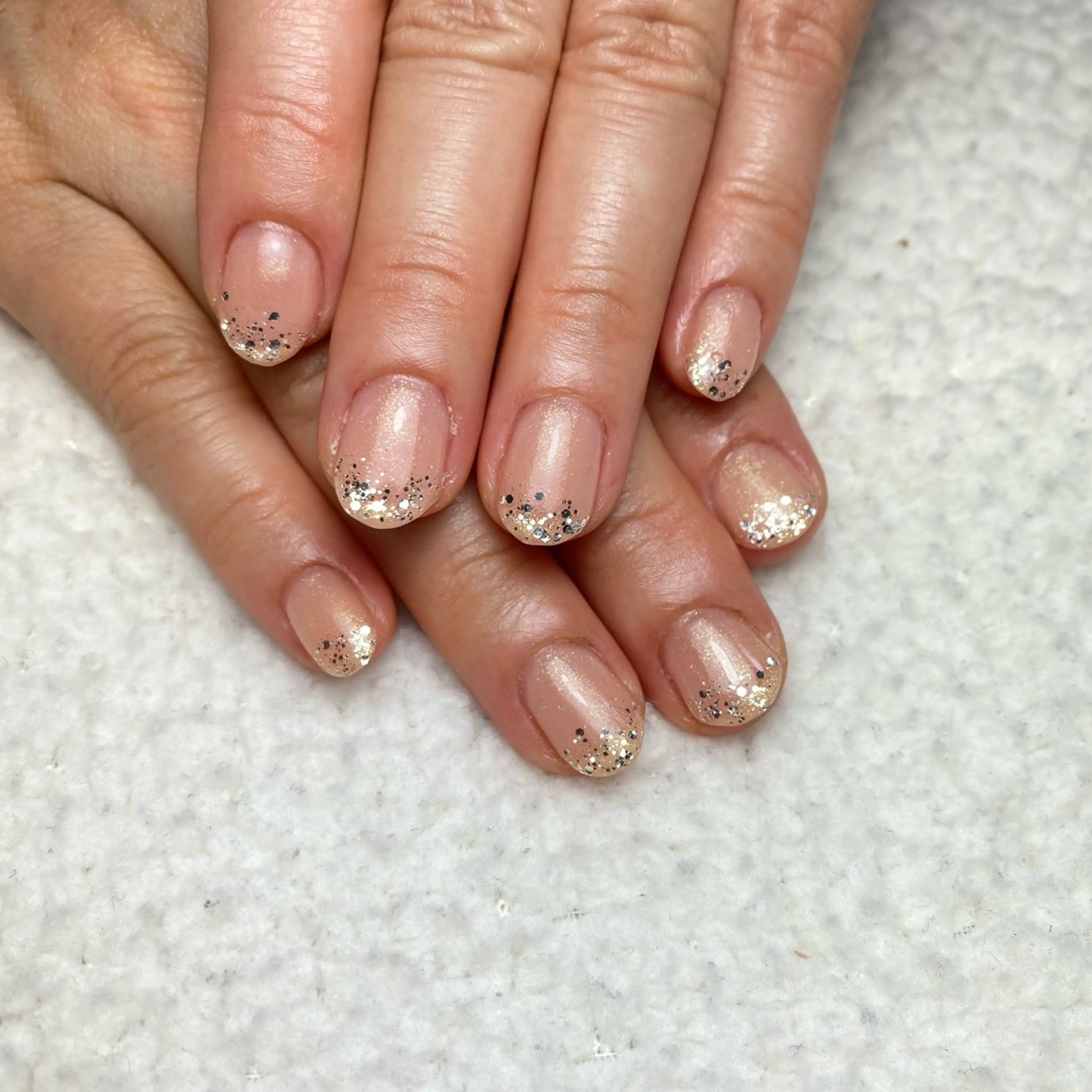 ネイル ラメ(グリッター) シンプルネイル ハンドネイル COCO+所属・COCO +のエステ・リラクイメージ