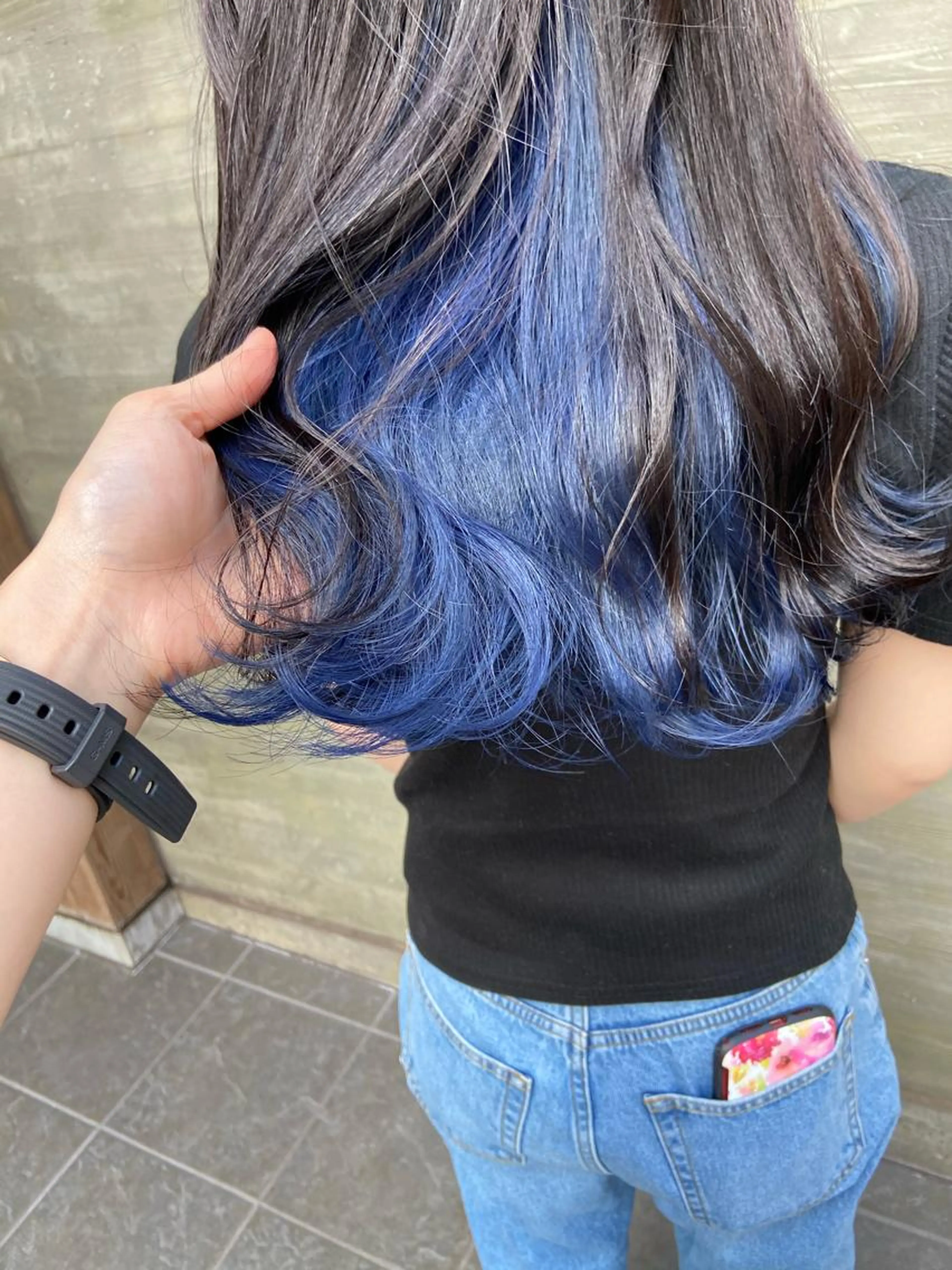 カット + ケアブリーチインナーカラー + Aujua トリートメントの写真