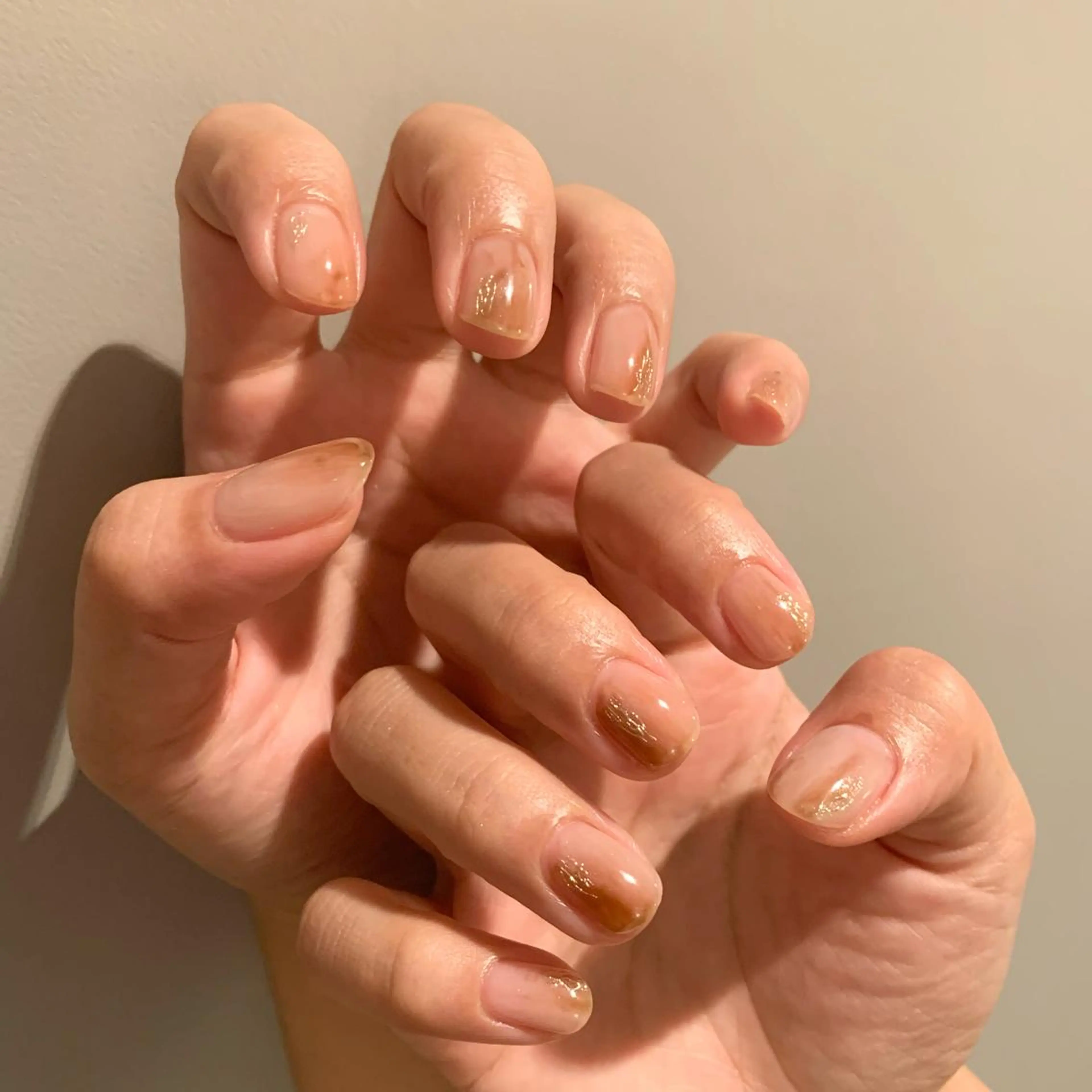 ネイル ハンドネイル ウシク ミユキのネイルデザイン