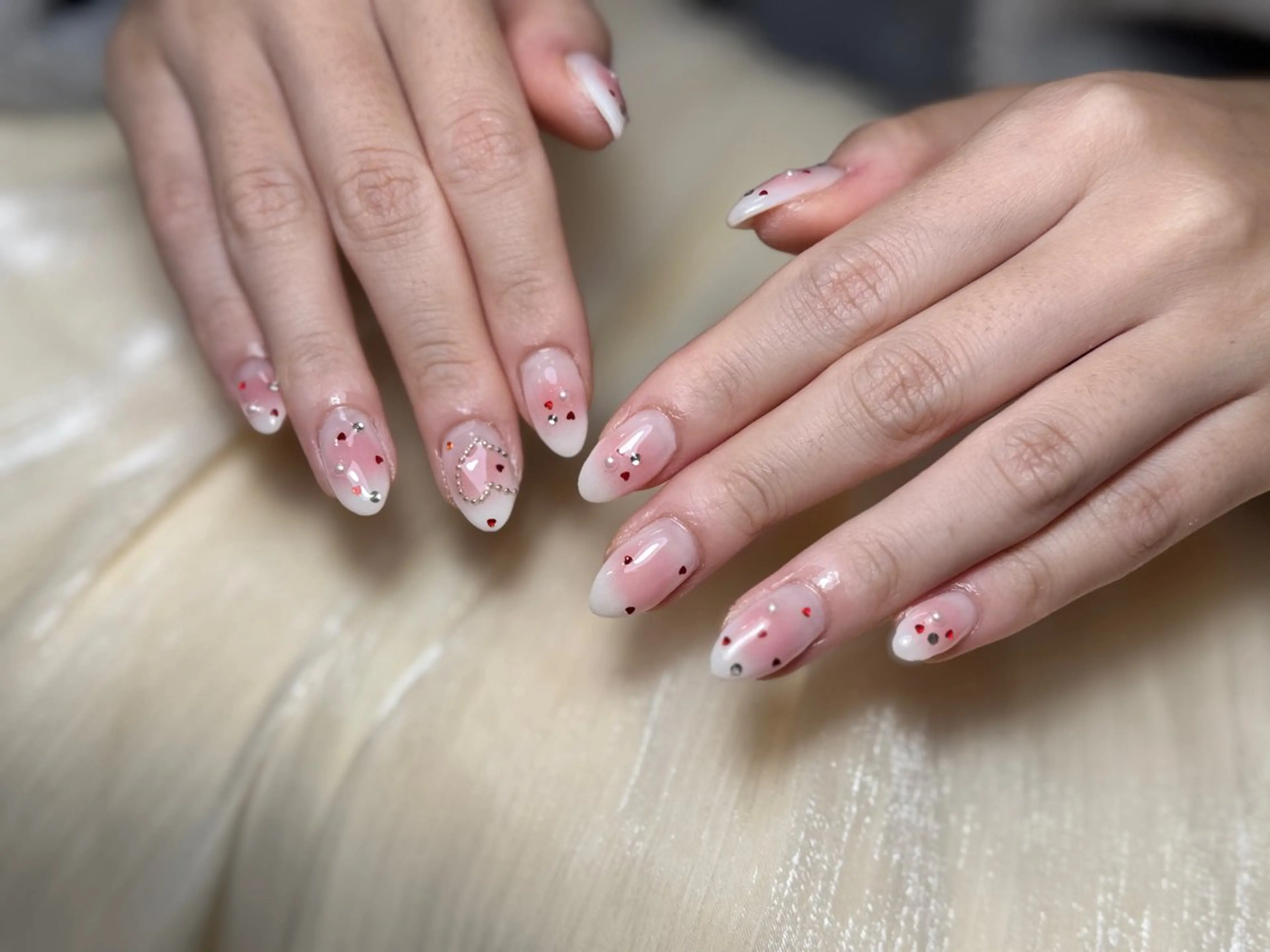 ネイル ハンドネイル ハンドケア DEMAIN- ERIのネイルデザイン