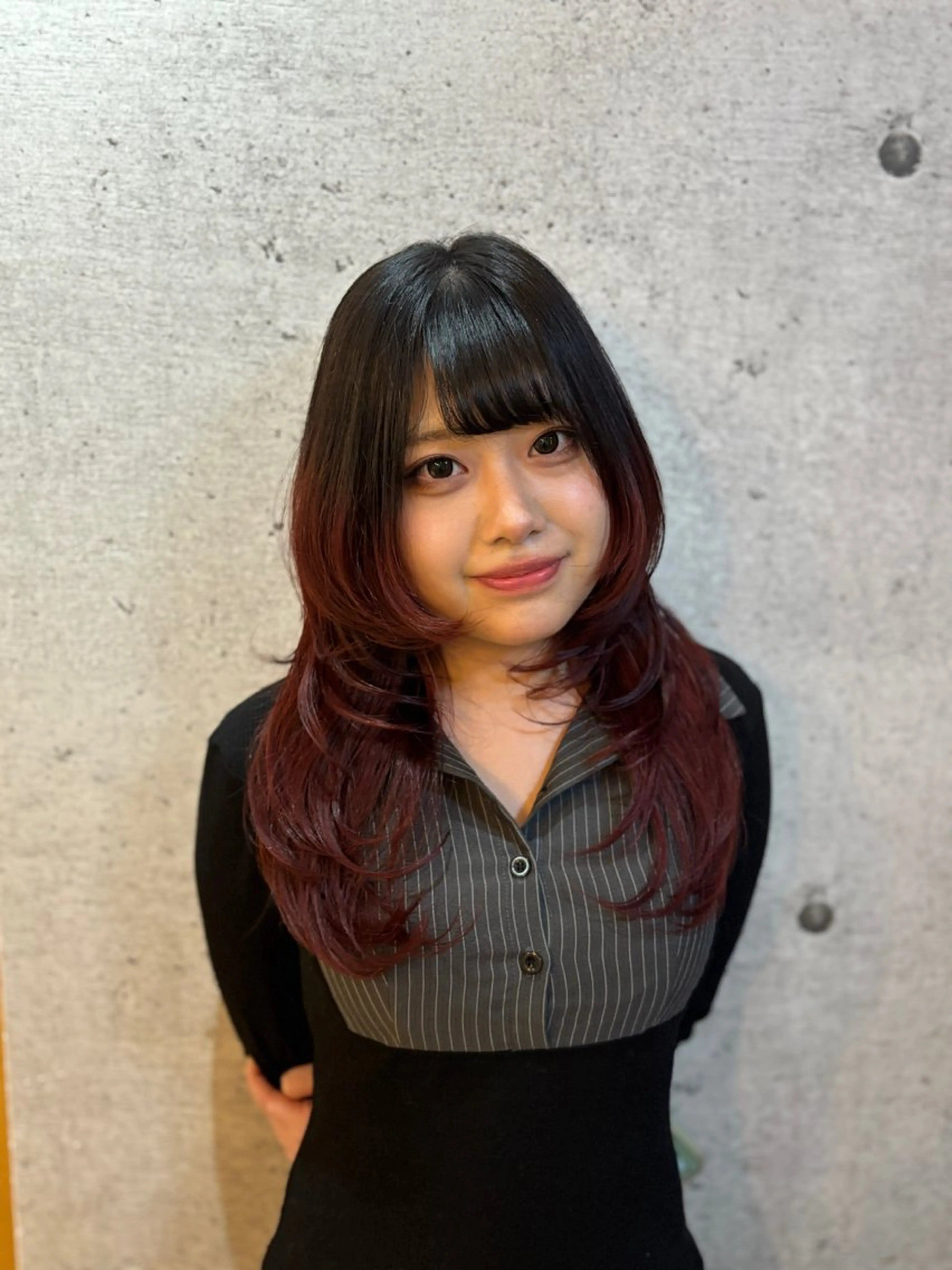 ロング カラー Rio/ベージュ/ レイヤーカットのヘアスタイル