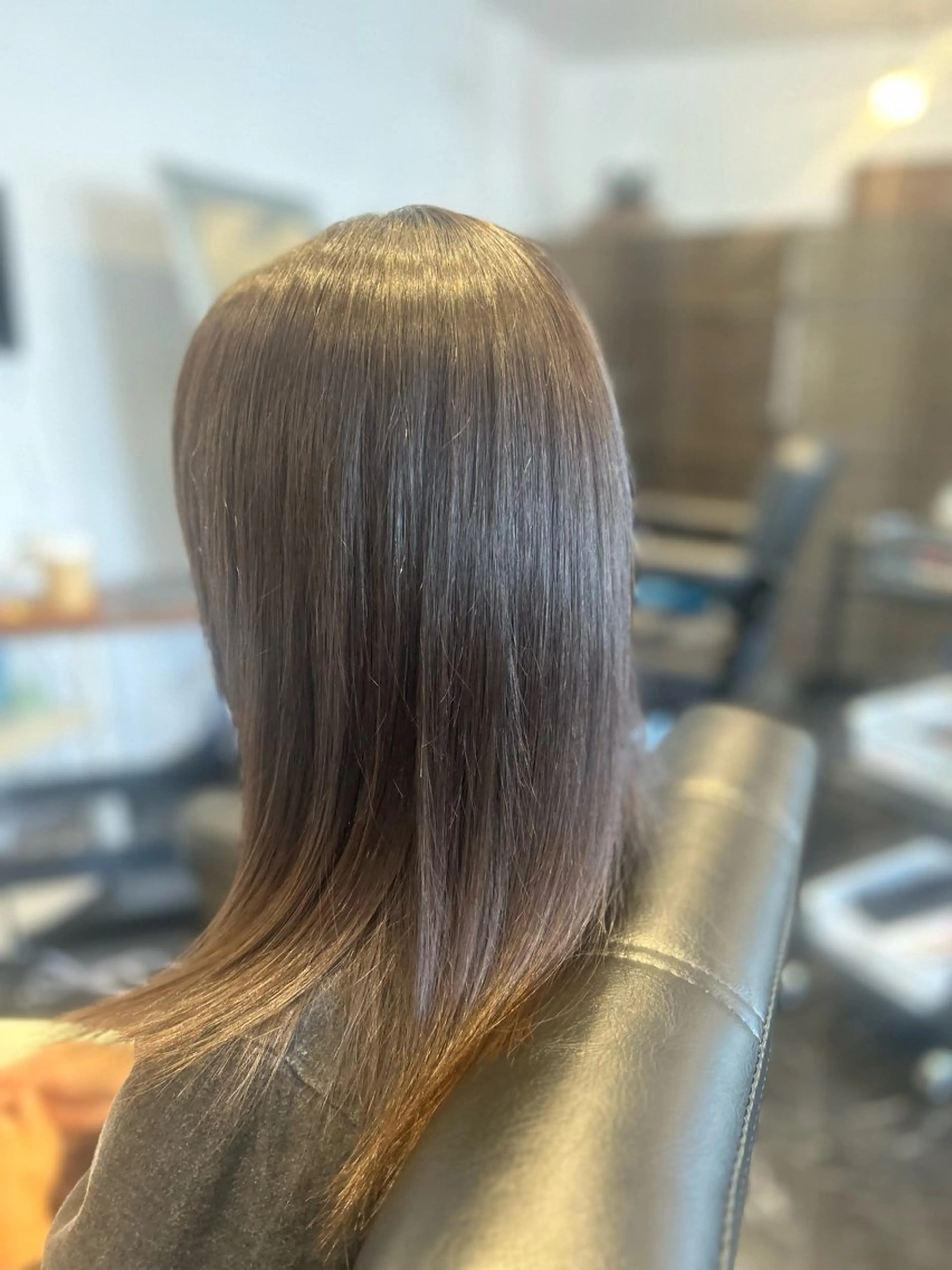 セミロング カット 縮毛矯正 トリートメント ヘッドスパ Terra hair makeのヘアスタイル