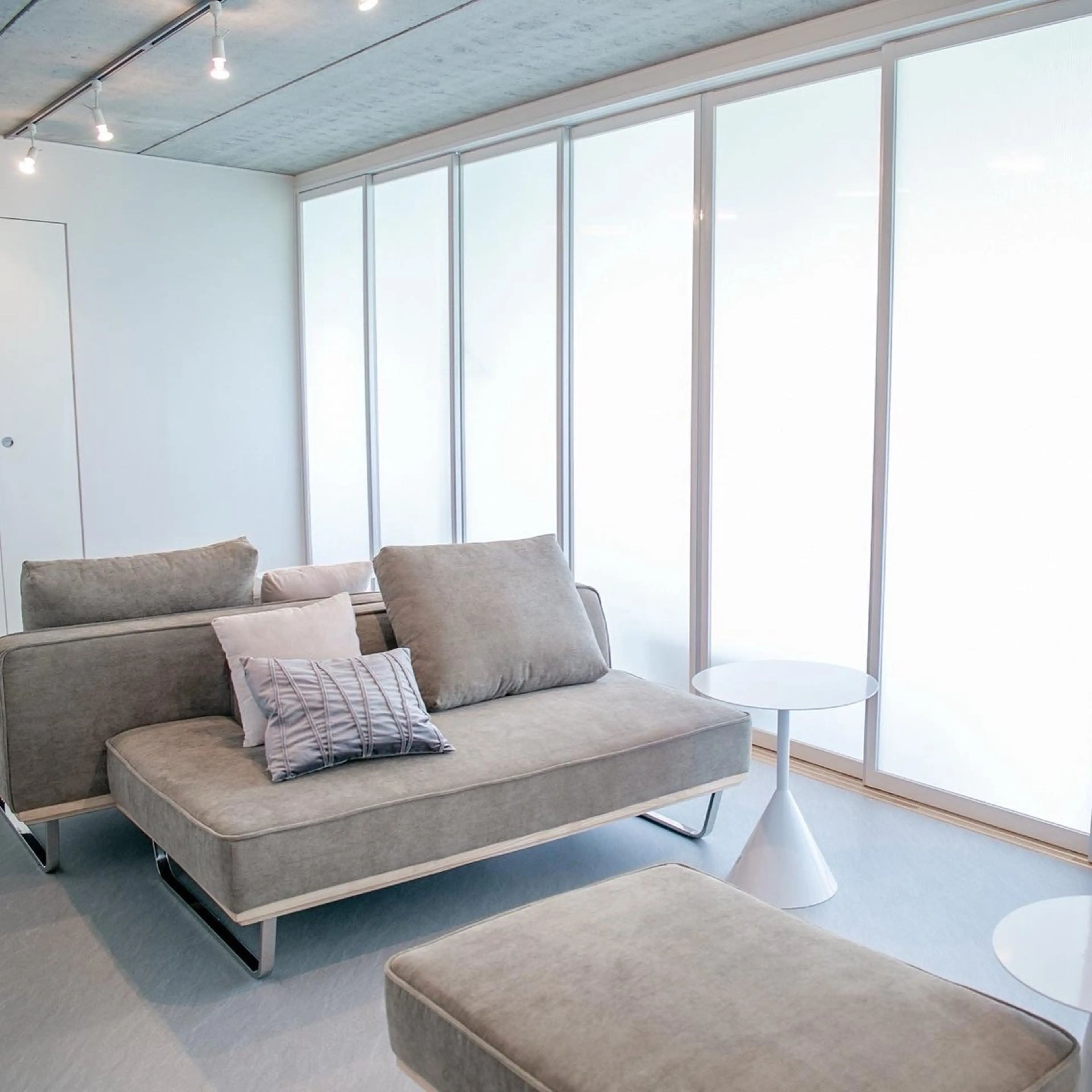 meiro栄店所属・meiro 栄店の眉毛・アイブロウイメージ