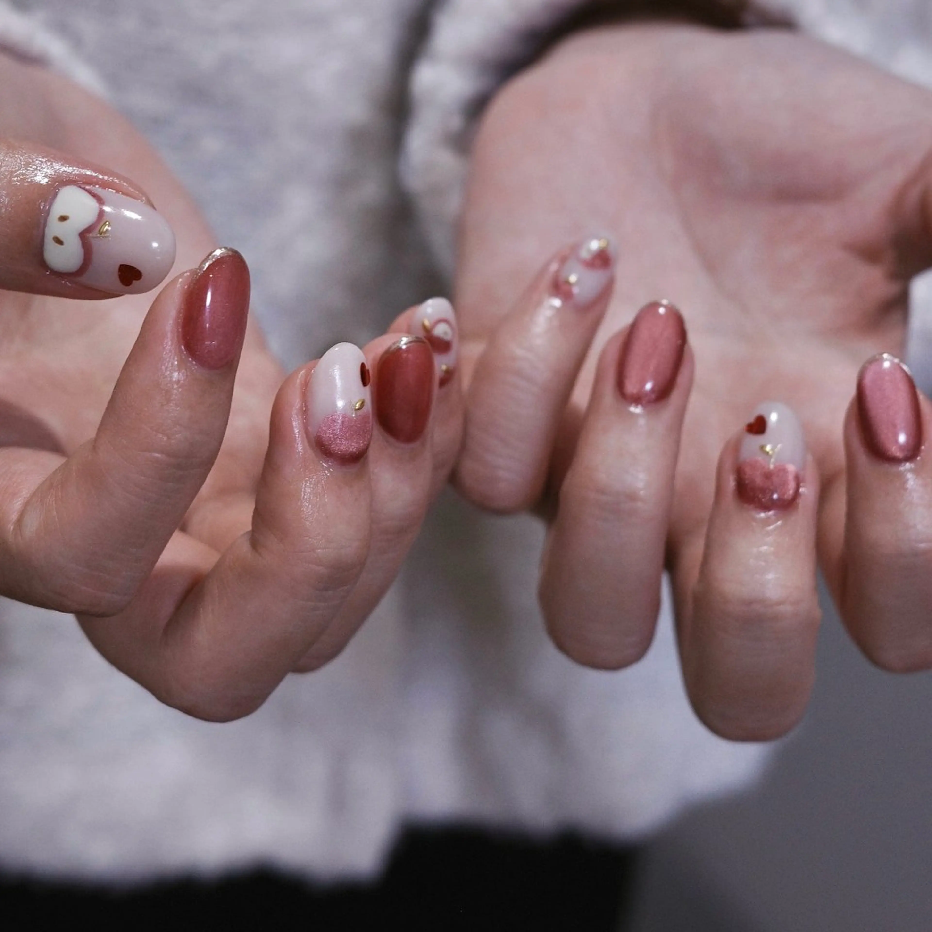 ネイル ジェルネイル ハート マグネットネイル パラジェル 赤色 ハンドネイル pointillé .ayaのネイルデザイン