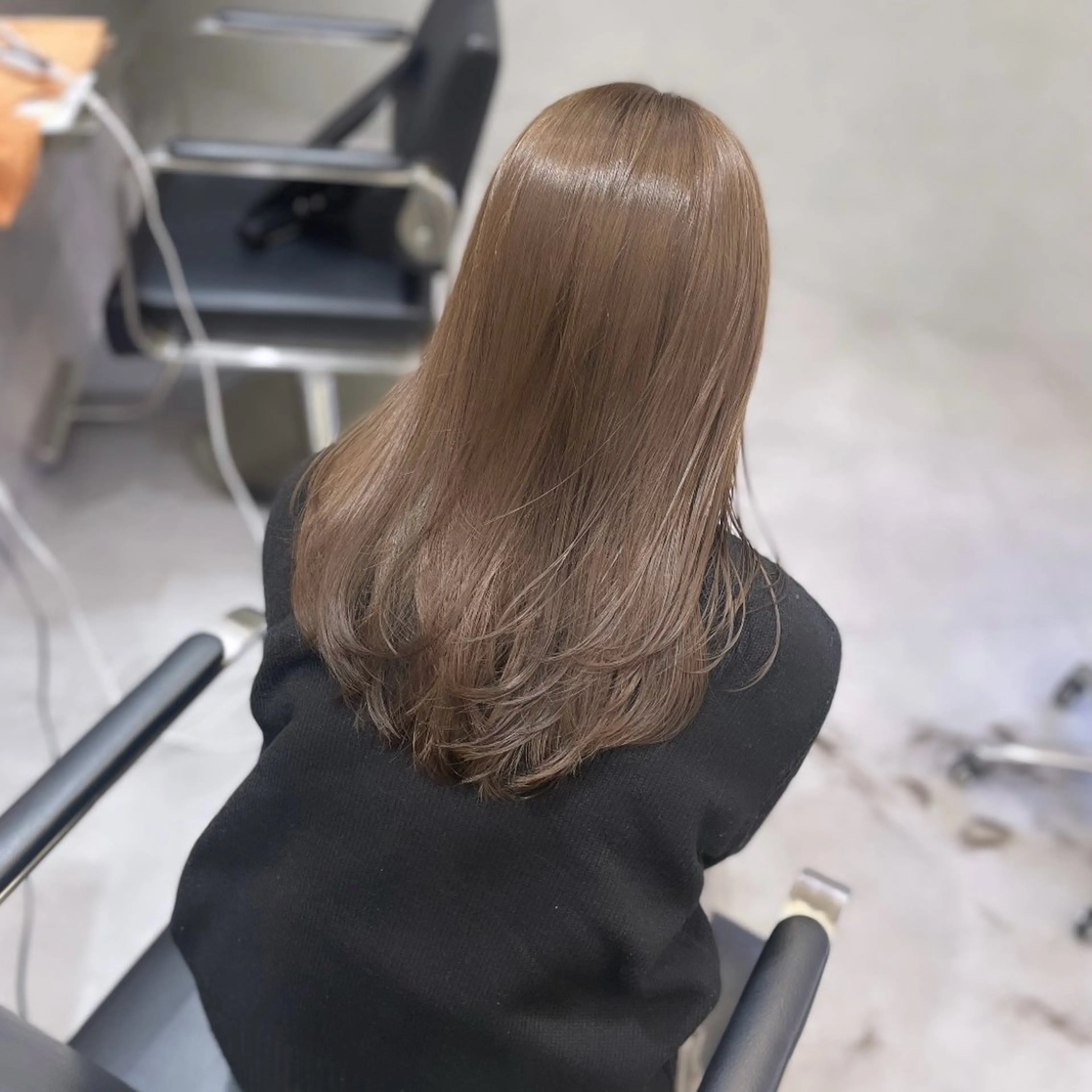 セミロング カラー ブリーチ グレージュ モカグレージュ ブリーチなしカラー レイヤーカット カット ヘアカラー Rui/透明感カラー 暖色/レイヤーカットのヘアスタイル