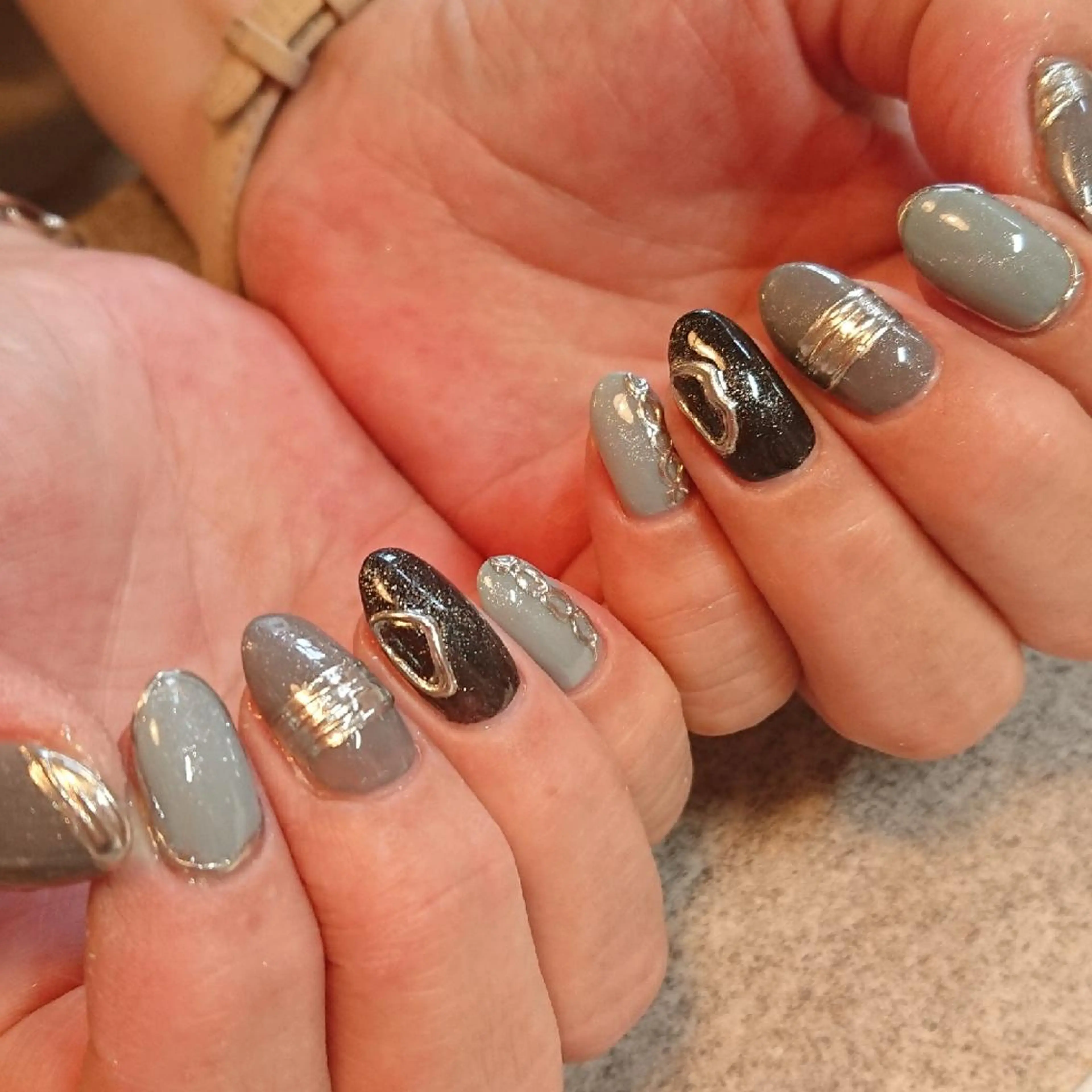 ネイル マグネットネイル ミラーネイル ジェヌインネイル 河内のネイルデザイン