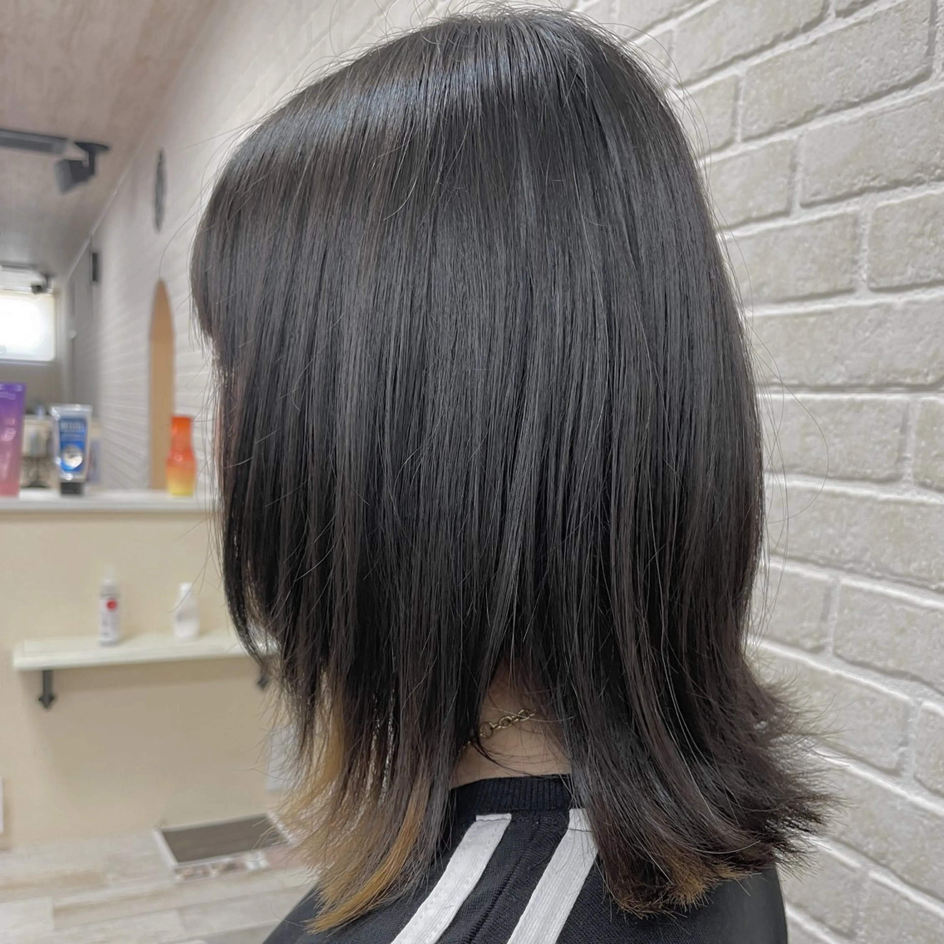 ミディアム レイヤーカット abox所属・konpe mizukiのヘアスタイル