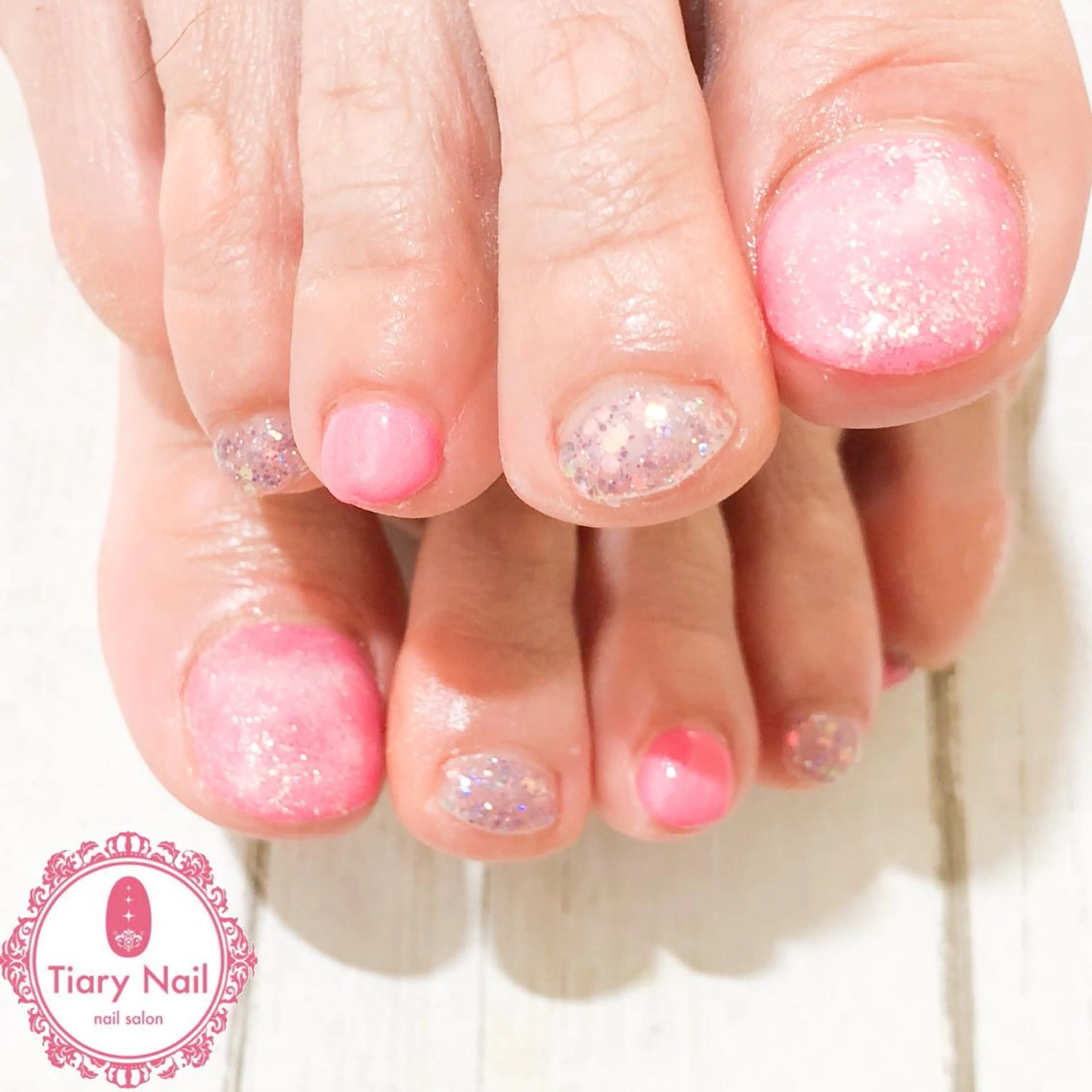 ネイル tiarynail K Kのネイルデザイン