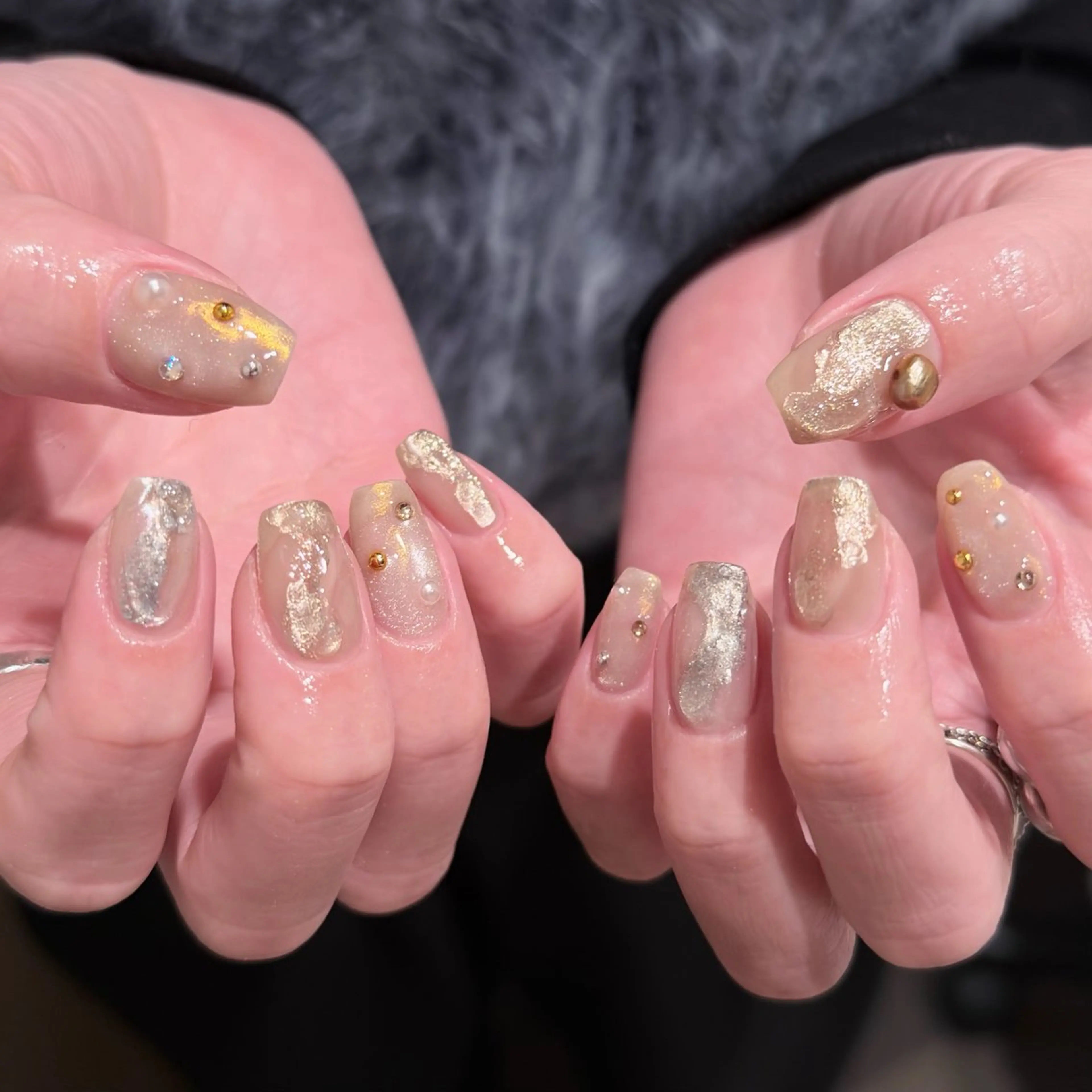 ネイル ハンドネイル 🎀 Hiyubi._.nail 🫧所属・🎀フェイ フェイ🫧💗のネイルデザイン