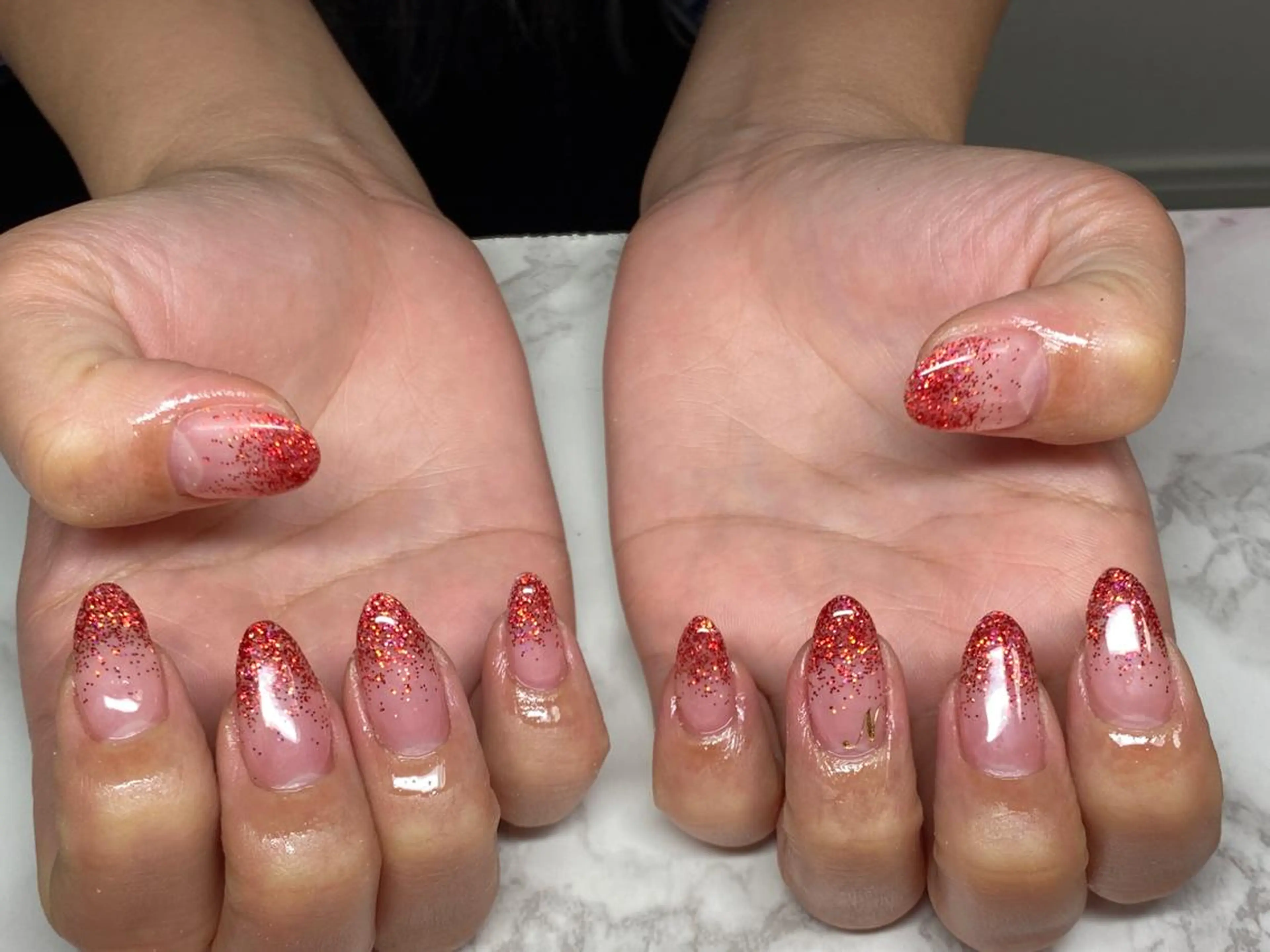 ミディアム ネイル ハンドネイル Beauty Salon Luna所属・Beauty Salon Lunaのエステ・リラクイメージ