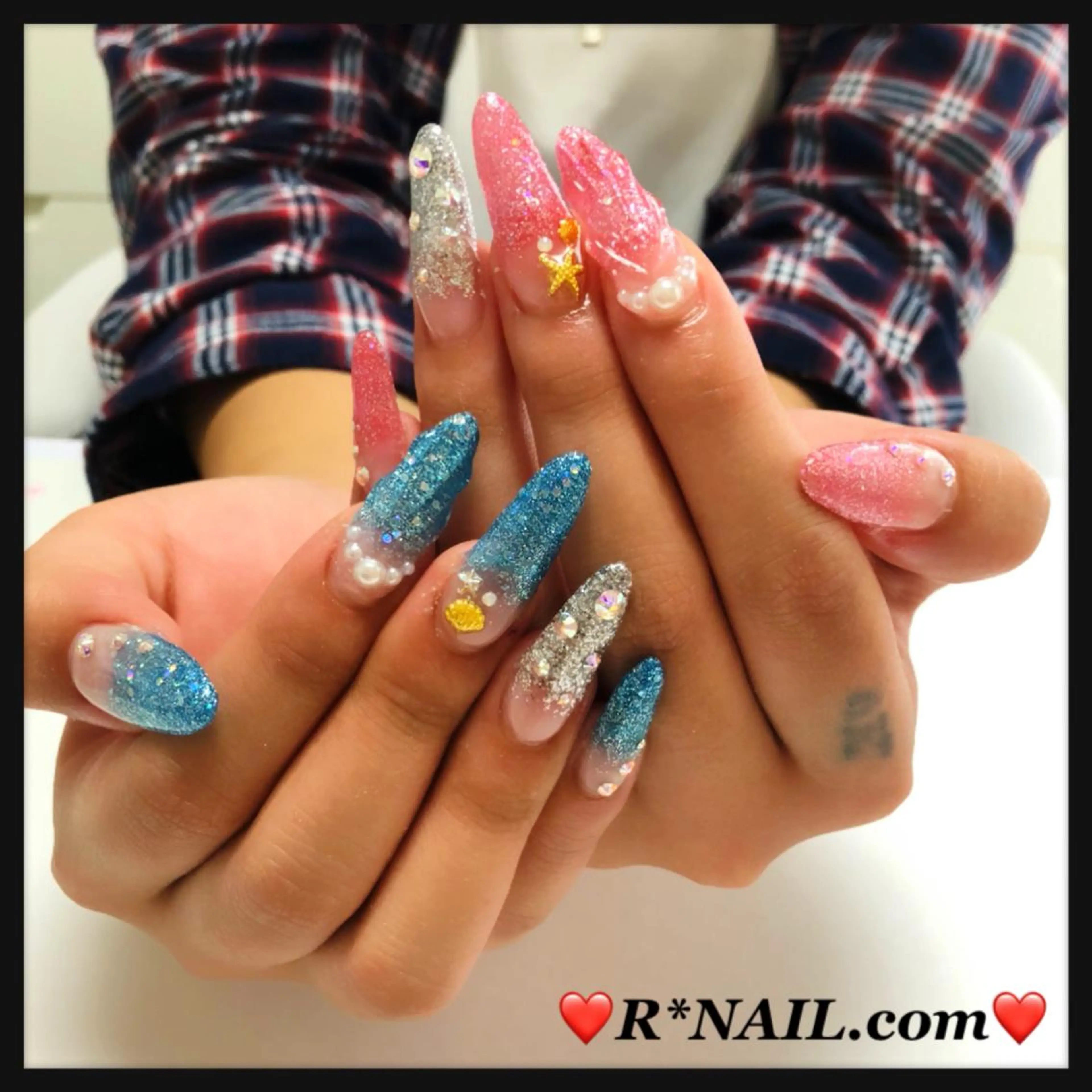 ネイル R*NAIL .comのネイルデザイン