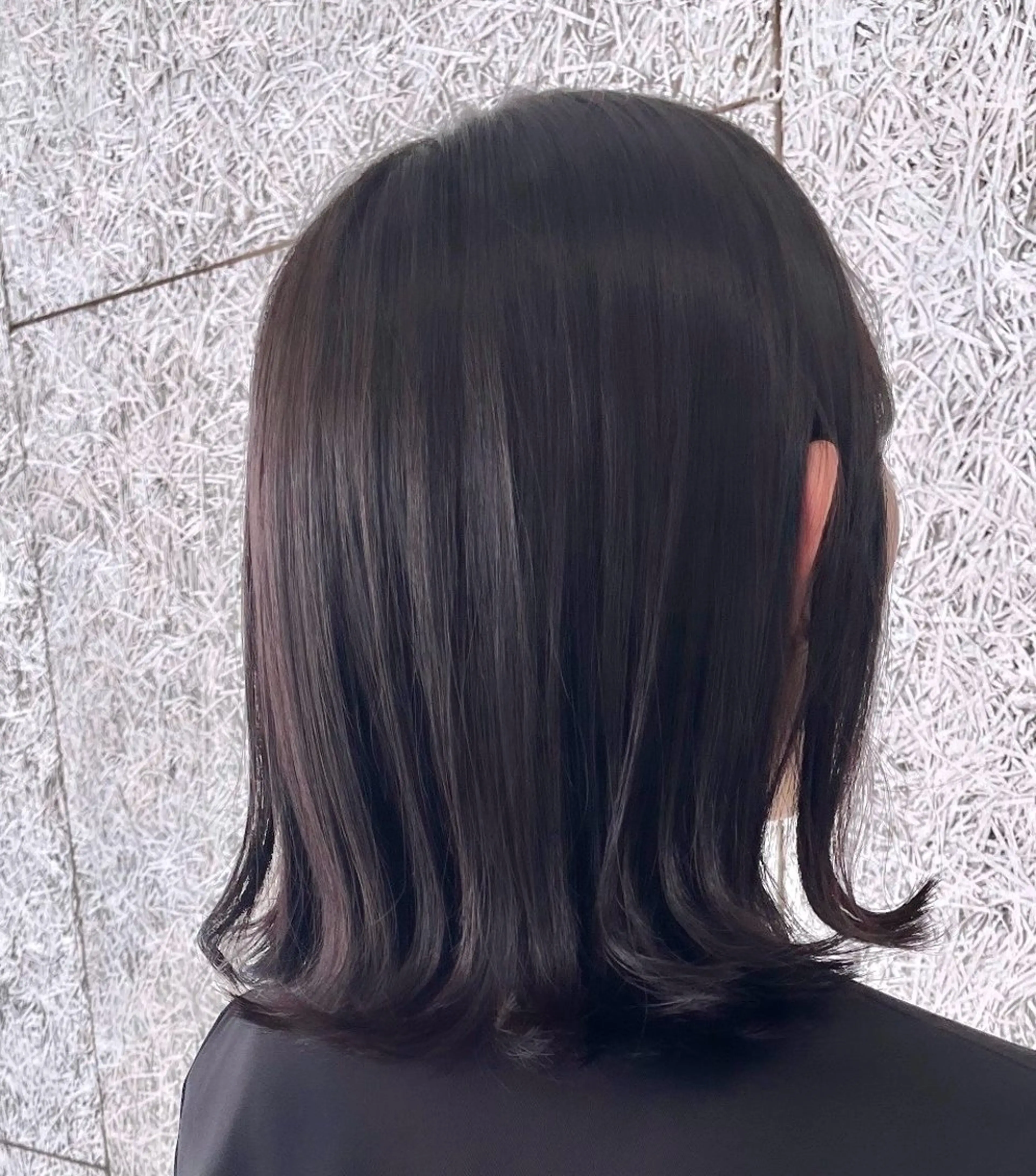 ミディアム 外ハネヘア rule千本丸太町所属・富田 一輝のヘアスタイル