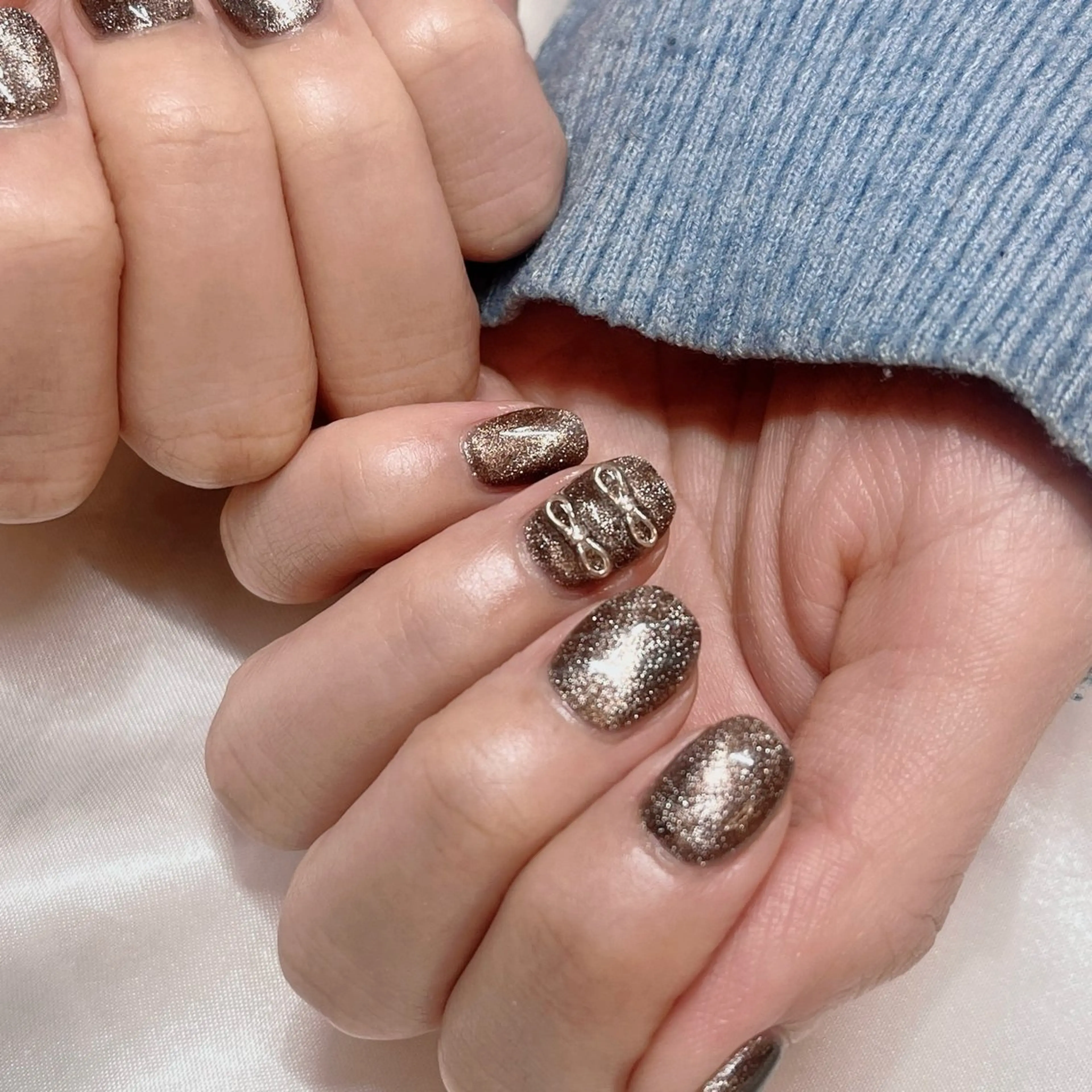 ネイル フラッシュネイル ジェルネイル マグネットネイル ワンカラーネイル リボン nail salon HERA所属・HERA 小橋川のネイルデザイン