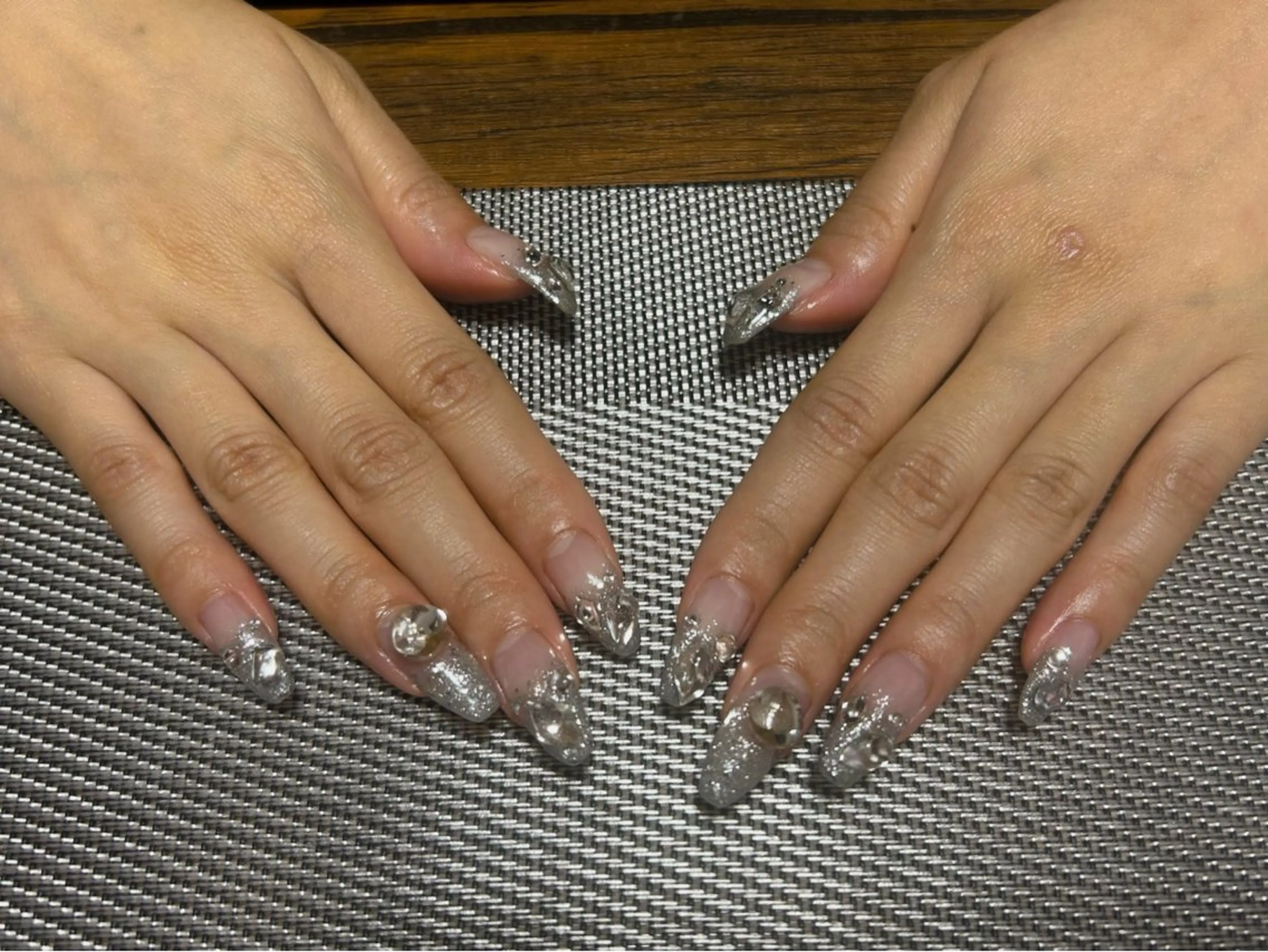 ネイル キラキラネイル ハンドネイル i nailのネイルデザイン