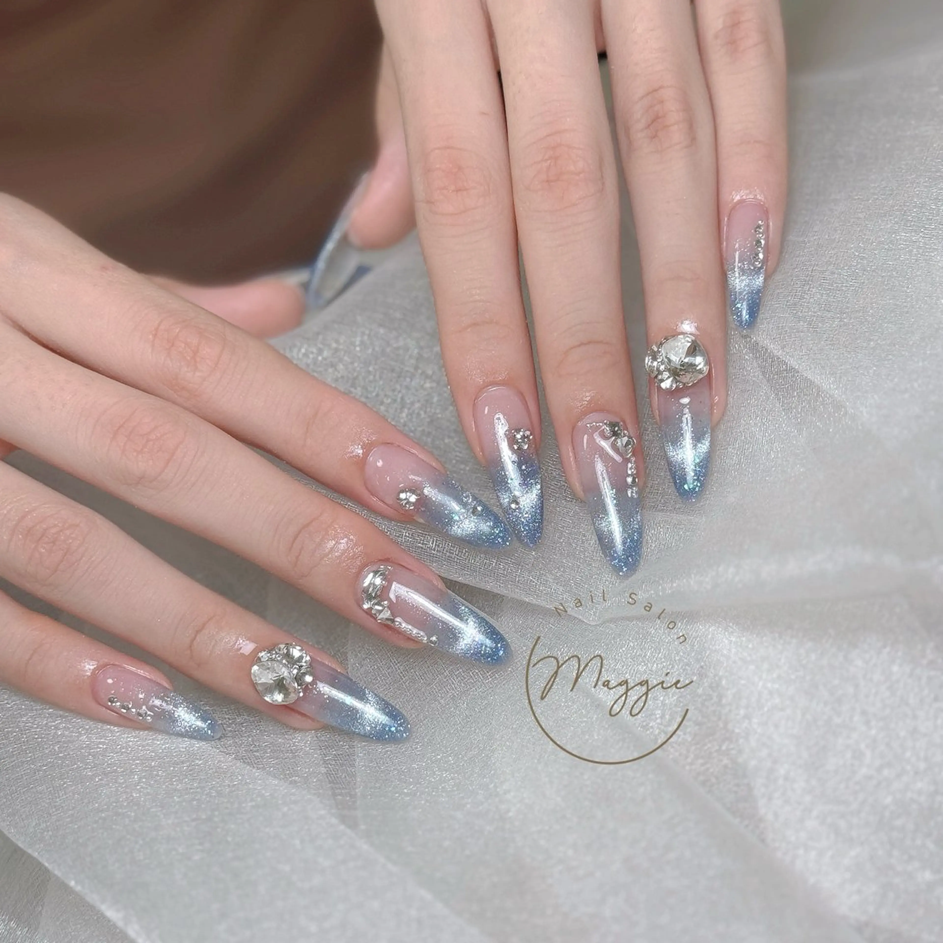 ネイル Maggie Nail🦩のネイルデザイン