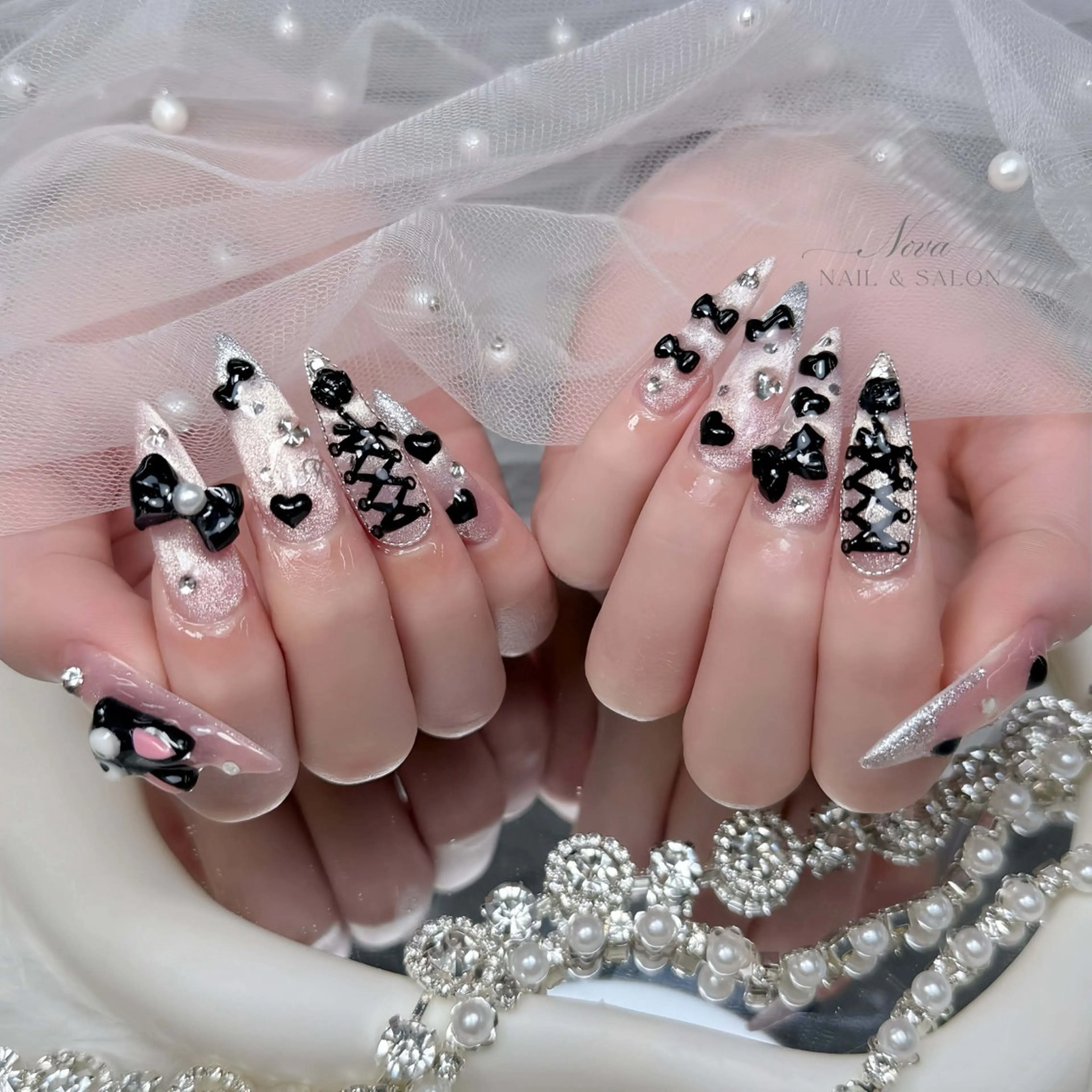 ネイル 桜ネイル フラワーネイル ジェルネイル ガーリー ハート ハンドネイル ハンドケア Nova Nail Nambaのネイルデザイン