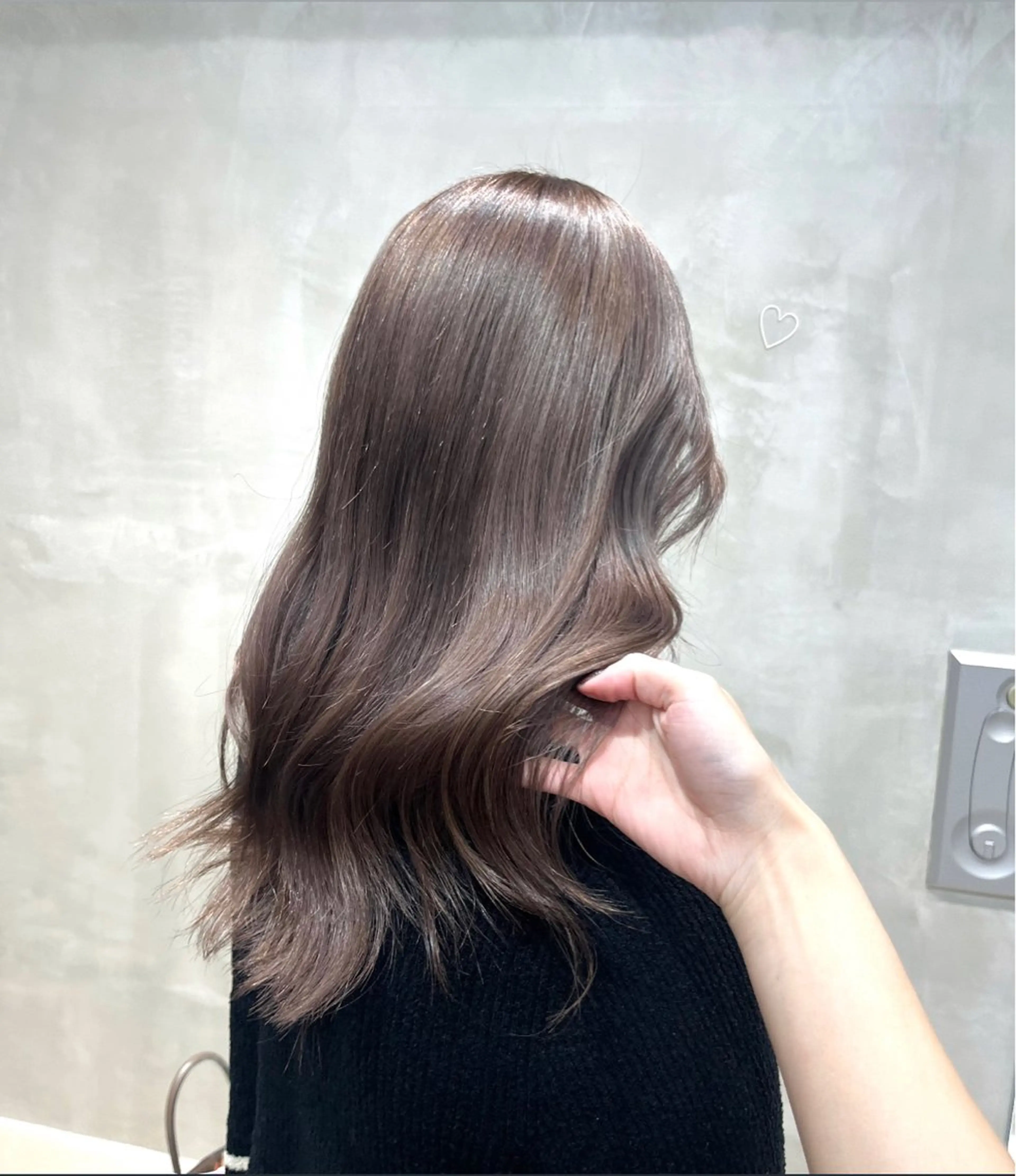 ロング カラー ベージュカラー ブリーチ 透明感カラー ダブルカラー ブリーチなしカラー ヘアカラー ナツミ/透明感カラー /酸性ストレートのヘアスタイル