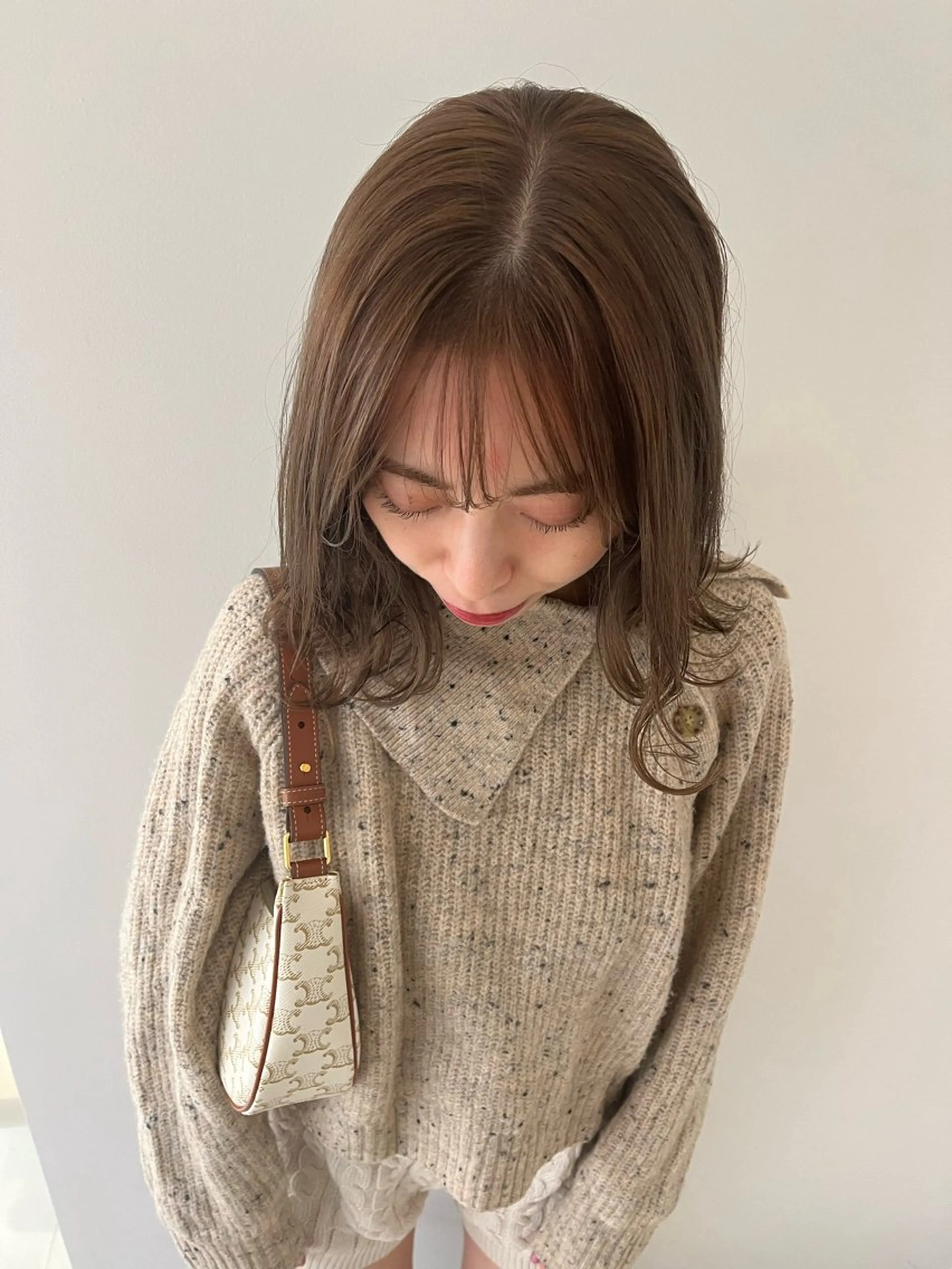 セミロング カラー ヘアカラー トリートメント Kasumi | くすみブラウン×渋谷のヘアスタイル