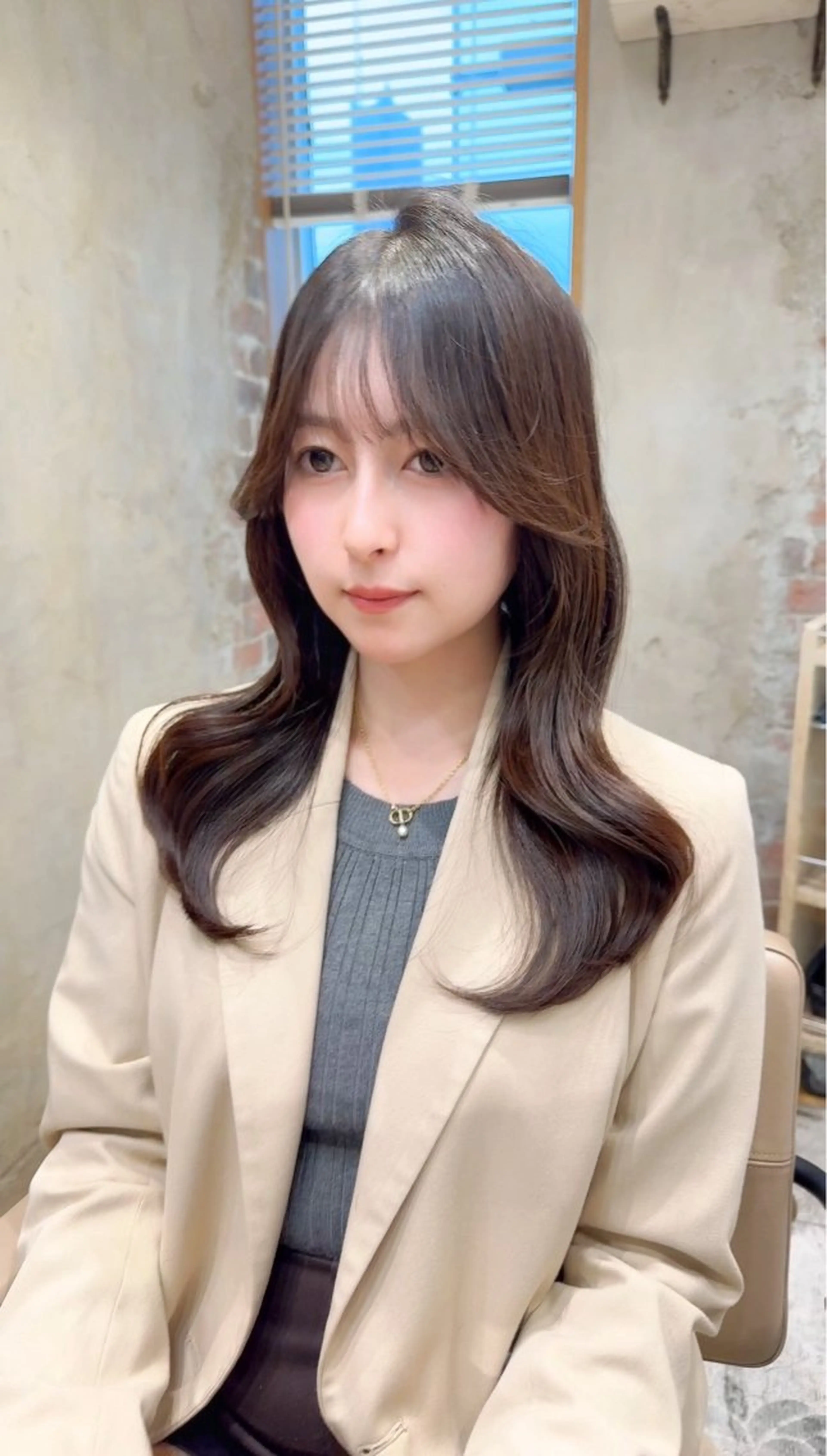 ロング カット トリートメント 新宿/レイヤー 顔周りカット溝手優太のヘアスタイル