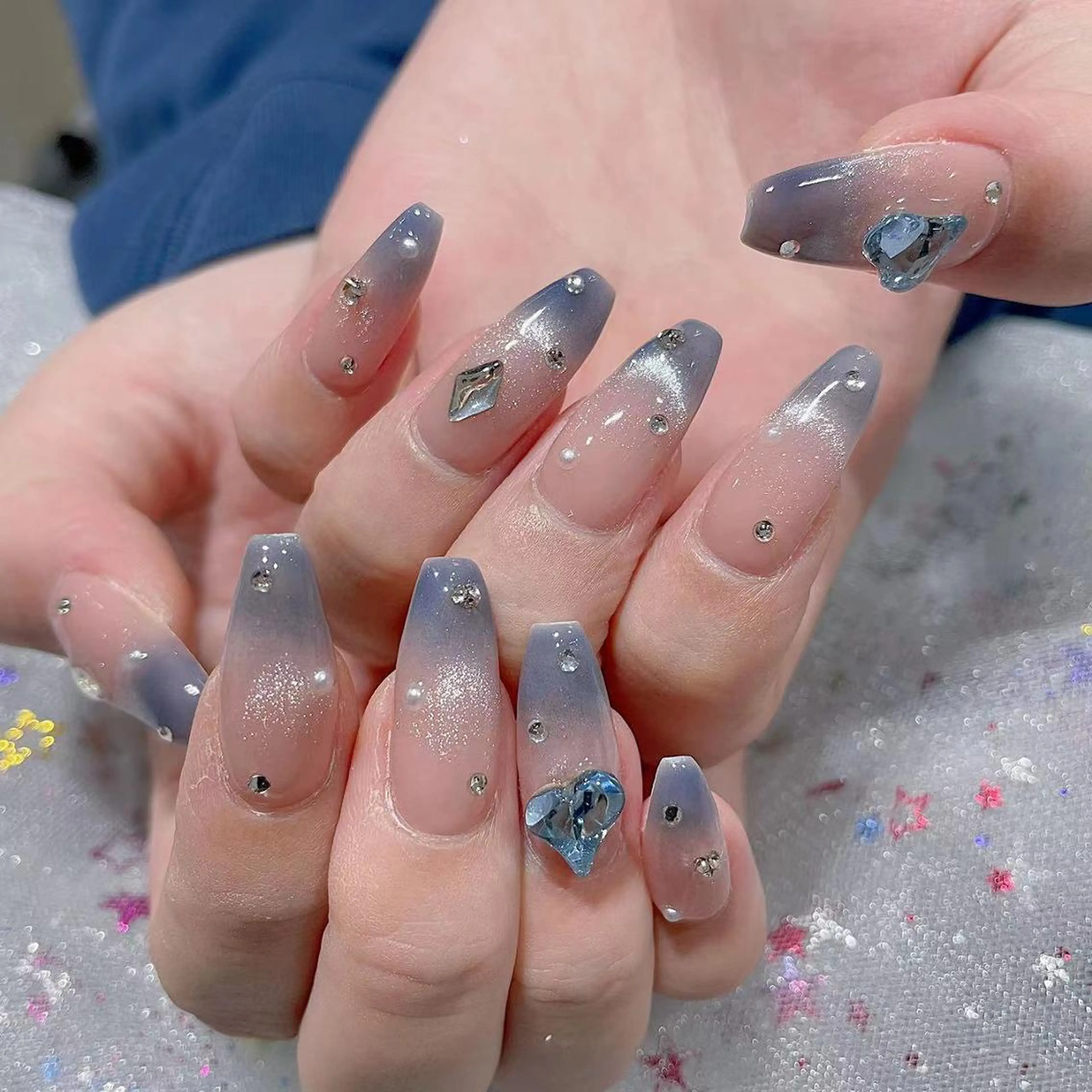 ネイル ハンドネイル Queens ひなのネイルデザイン