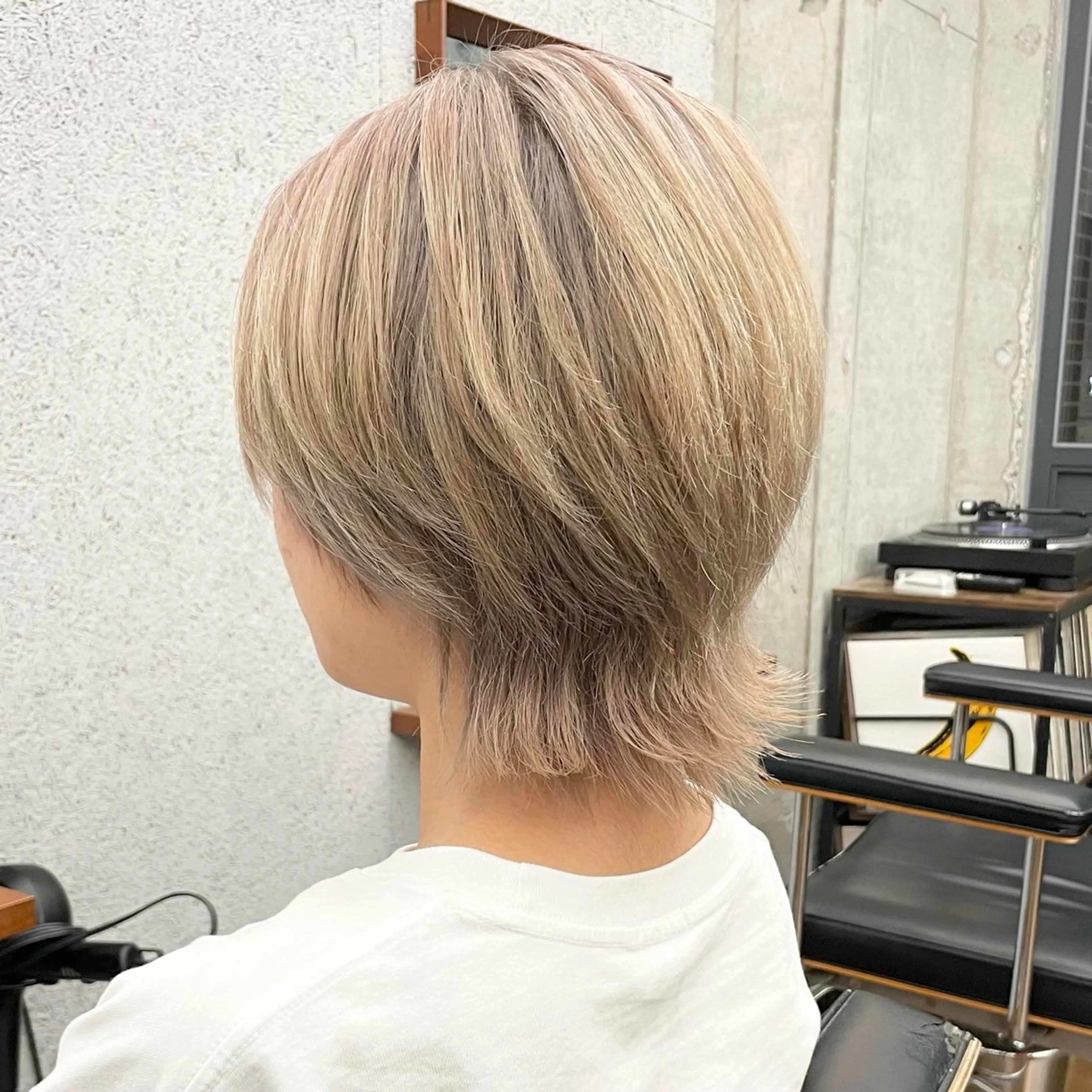 ショート カラー メンズ マッシュウルフ マッシュ メンズウルフカット ベージュカラー ブルーカラー カット ヘアカラー トリートメント ヘアセット ✂︎ウルフ・ショート ✂︎MIKUNIのヘアスタイル