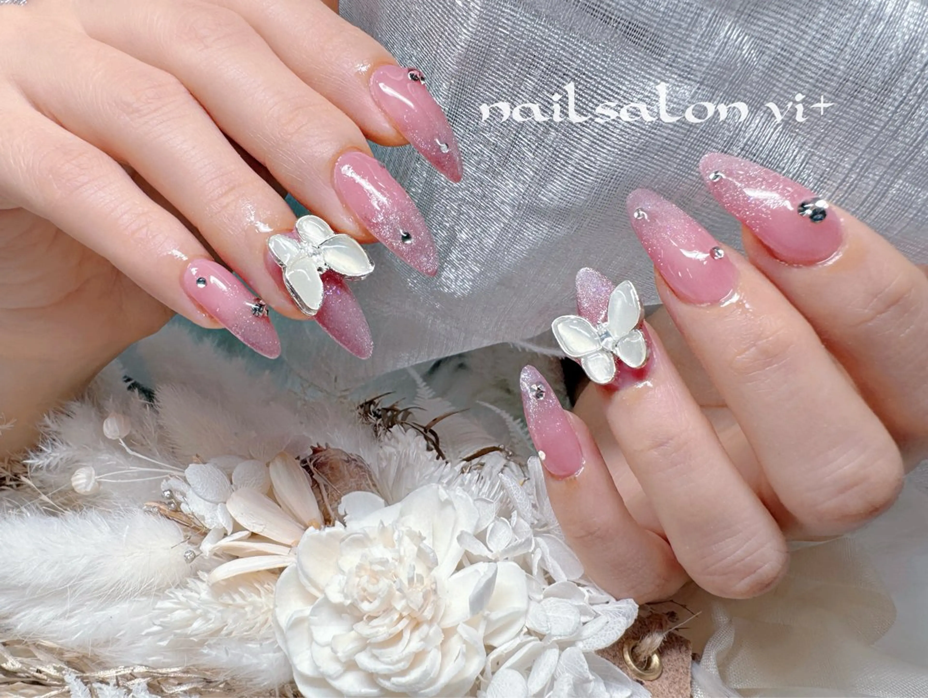 ネイル ハンドネイル ✨Nailsalon Vi+✨のネイルデザイン