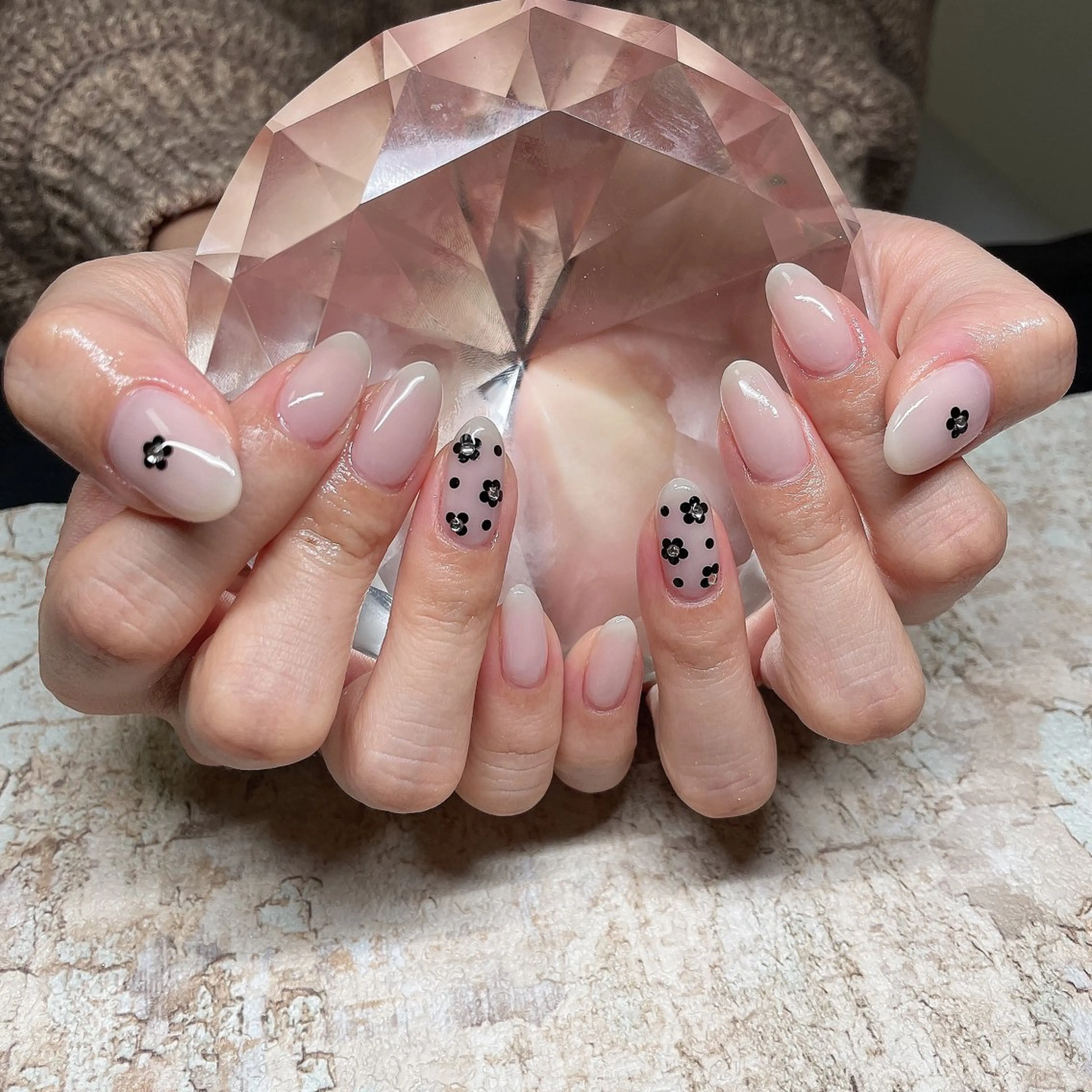 ネイル アートネイル フレンチネイル ジェルネイル グラデーション 韓国ネイル ハンドネイル ハンドケア Nail room Bimano所属・Bimano seica♡+°のネイルデザイン