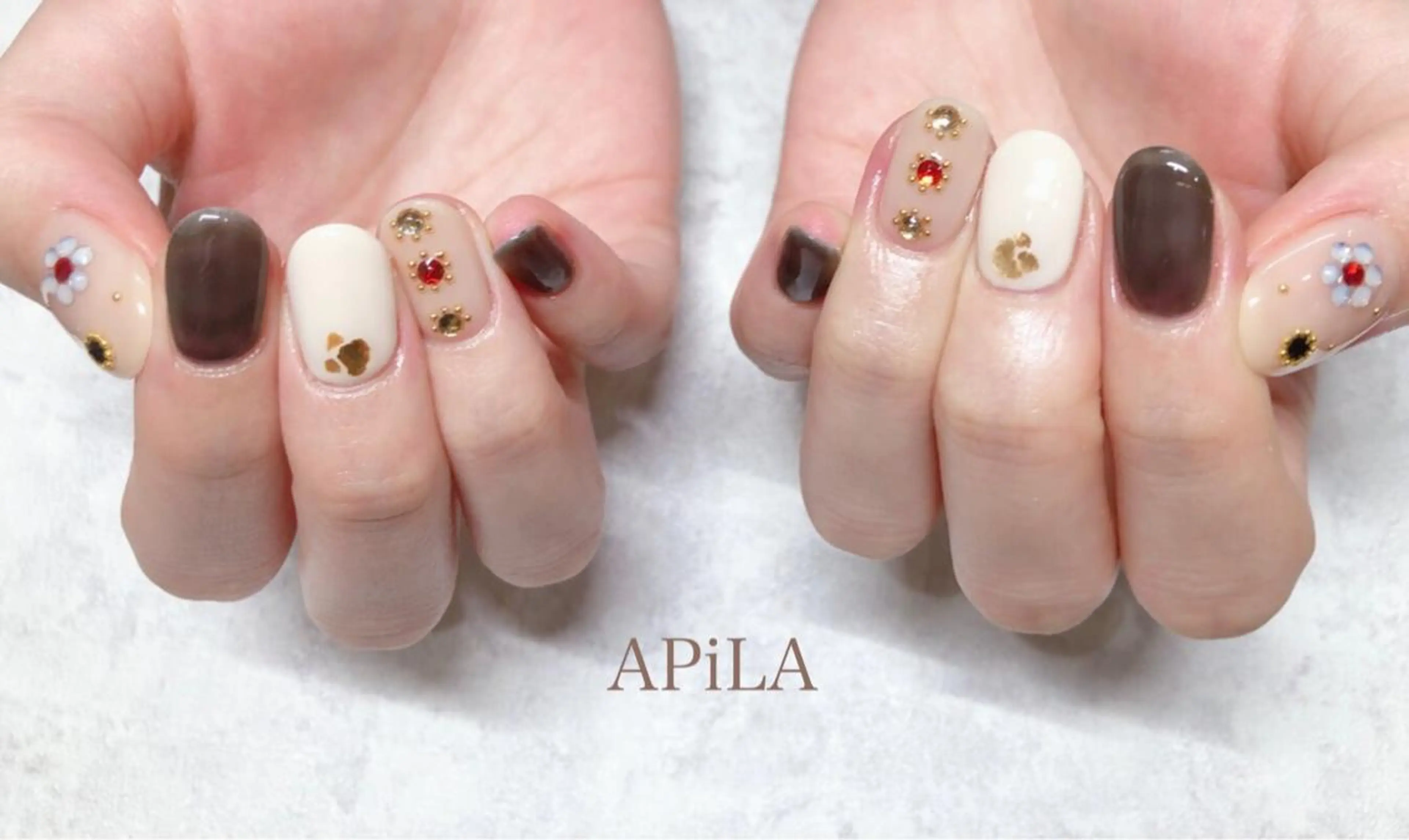 ネイル APiLA 甲斐田のネイルデザイン