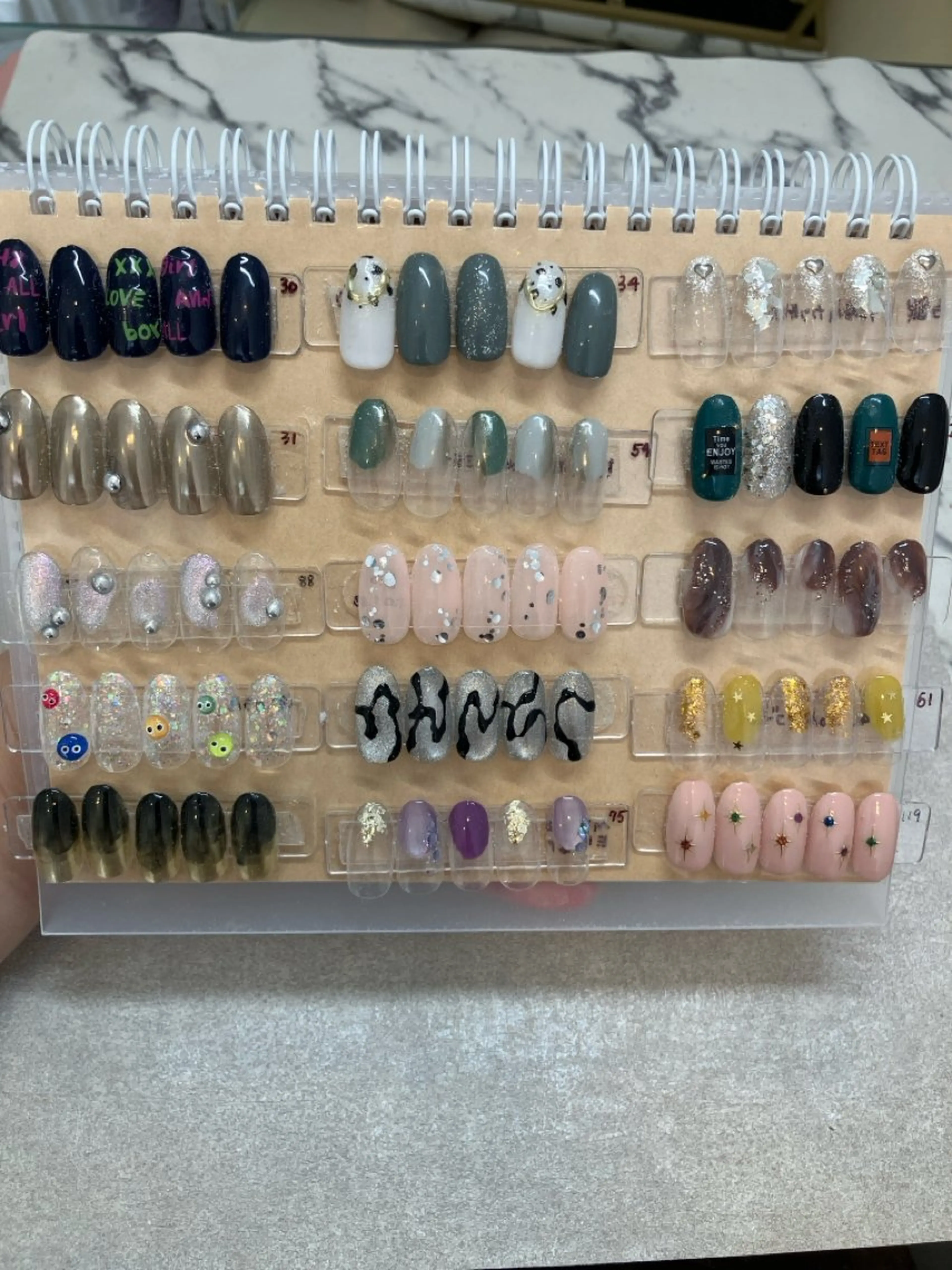 ネイル CREST(天王寺) 廣岡 Hirookaのネイルデザイン