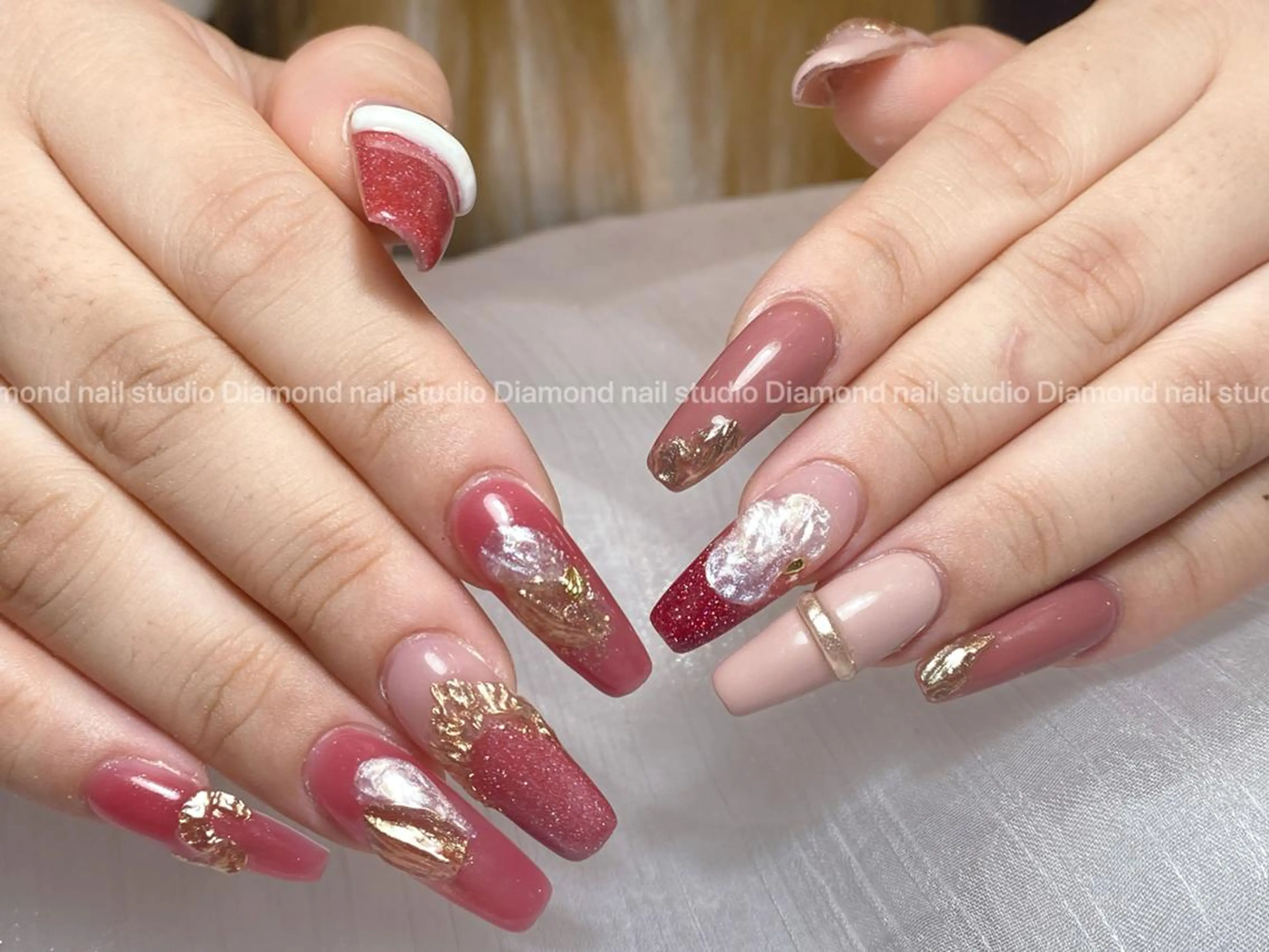 ネイル アートネイル オーロラネイル ガーリー キラキラネイル マグネットネイル ハンドネイル Diamond ✨のネイルデザイン