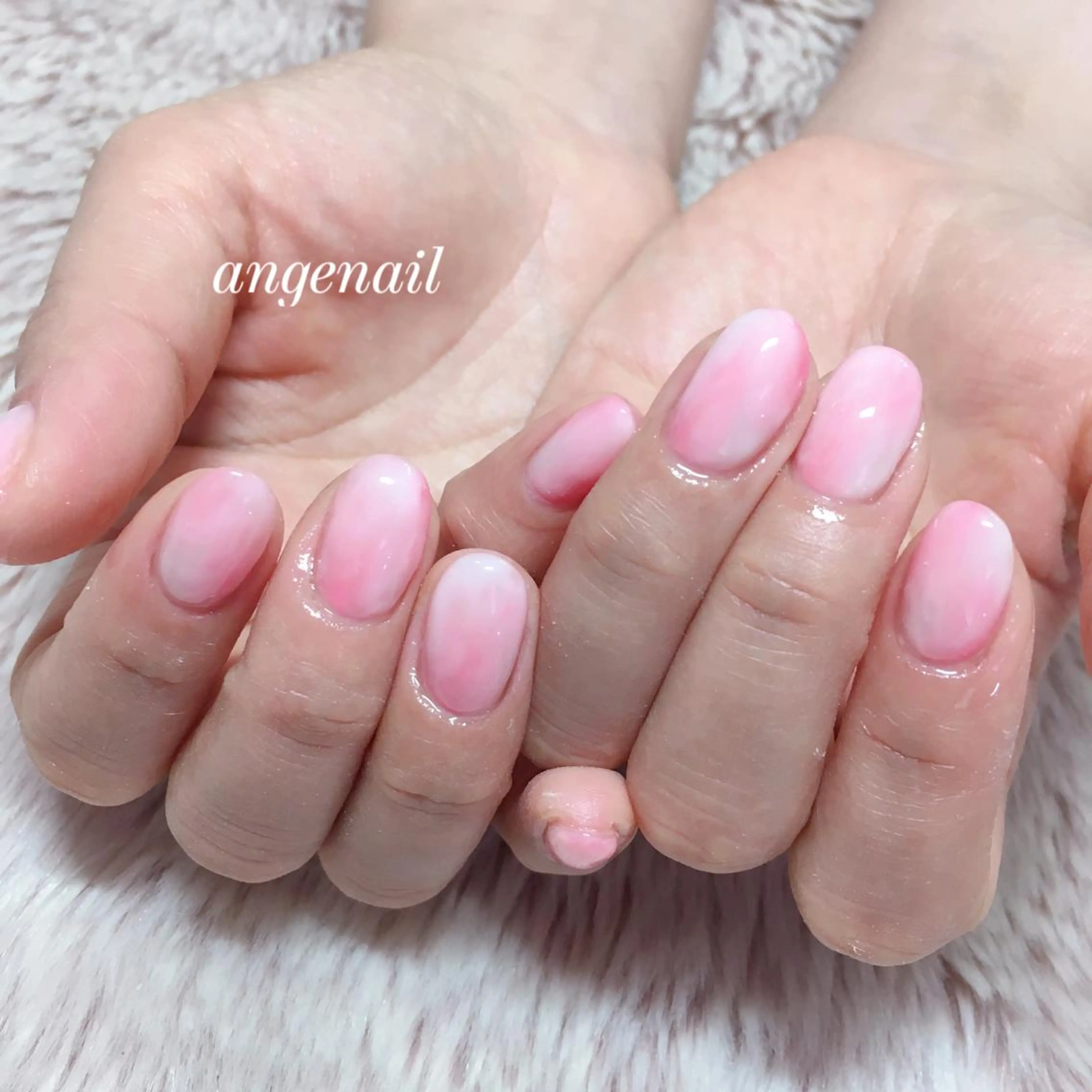 ネイル ハンドネイル オーナーネイリスト MAKIのネイルデザイン