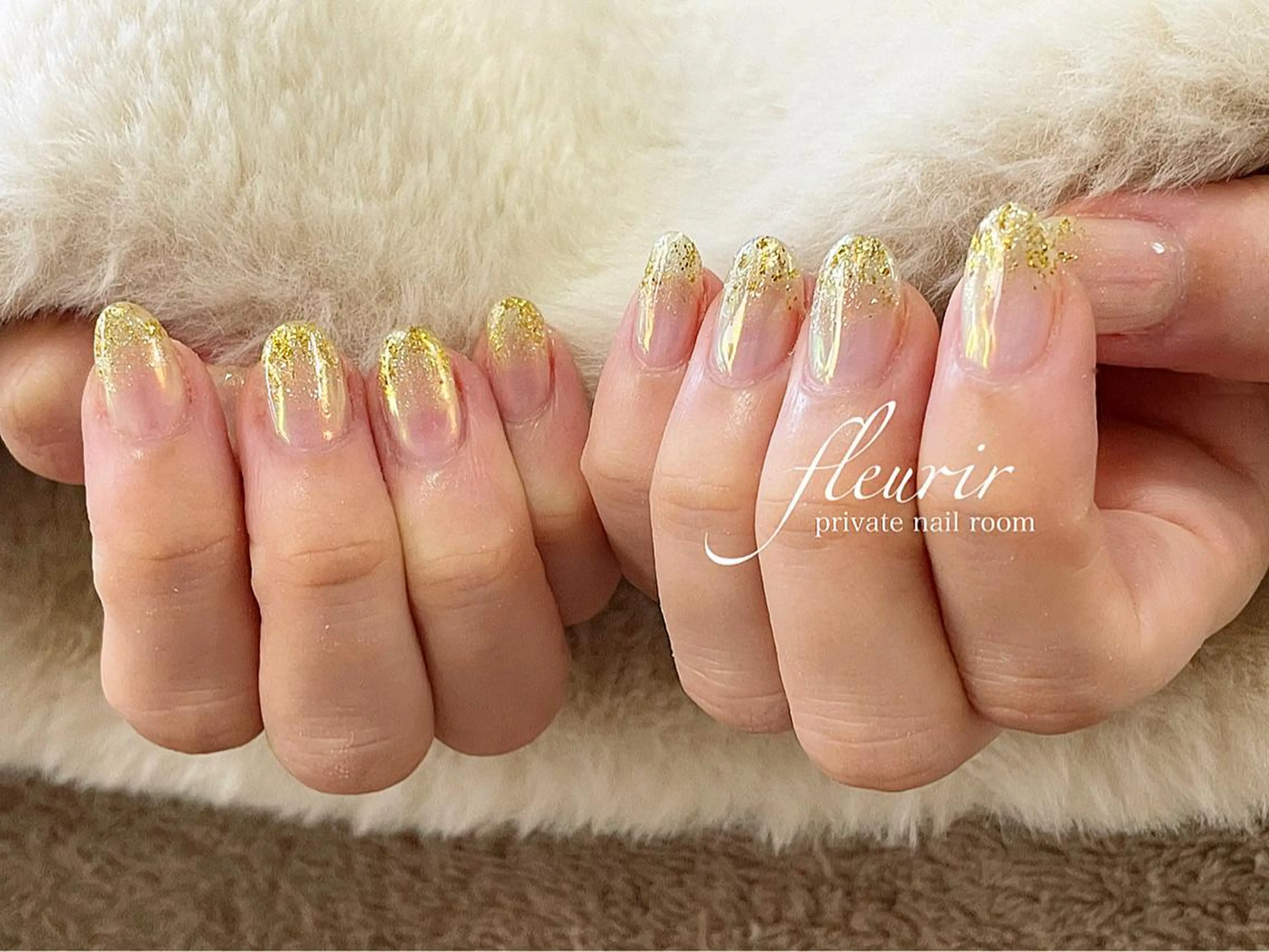ネイル オーロラネイル ゴールド 氷ネイル・うるうるネイル ラメ(グリッター) オレンジ フルリール 【プライベートサロンのネイルデザイン