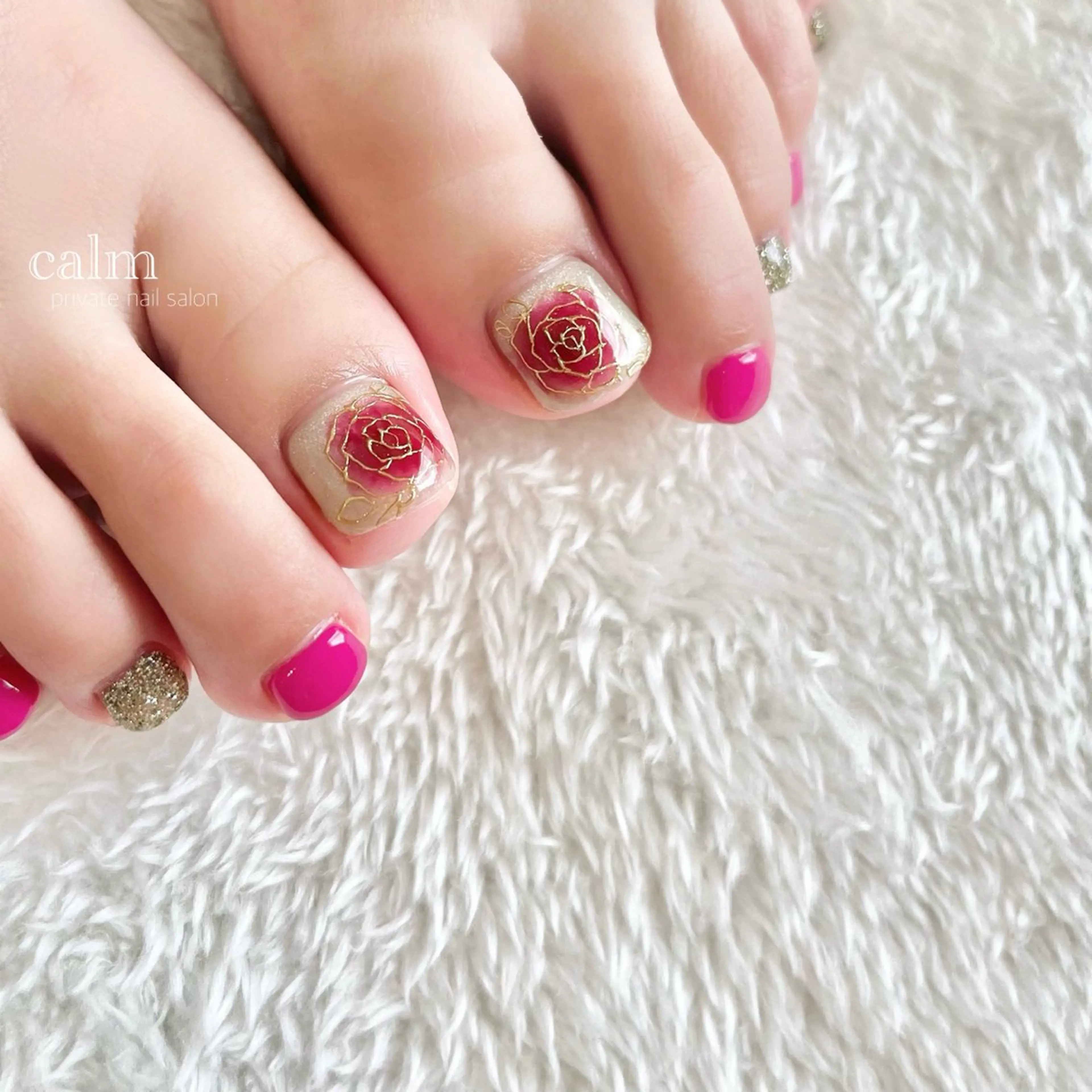 ネイル フットネイル calm 〔ｶｰﾑ〕のネイルデザイン