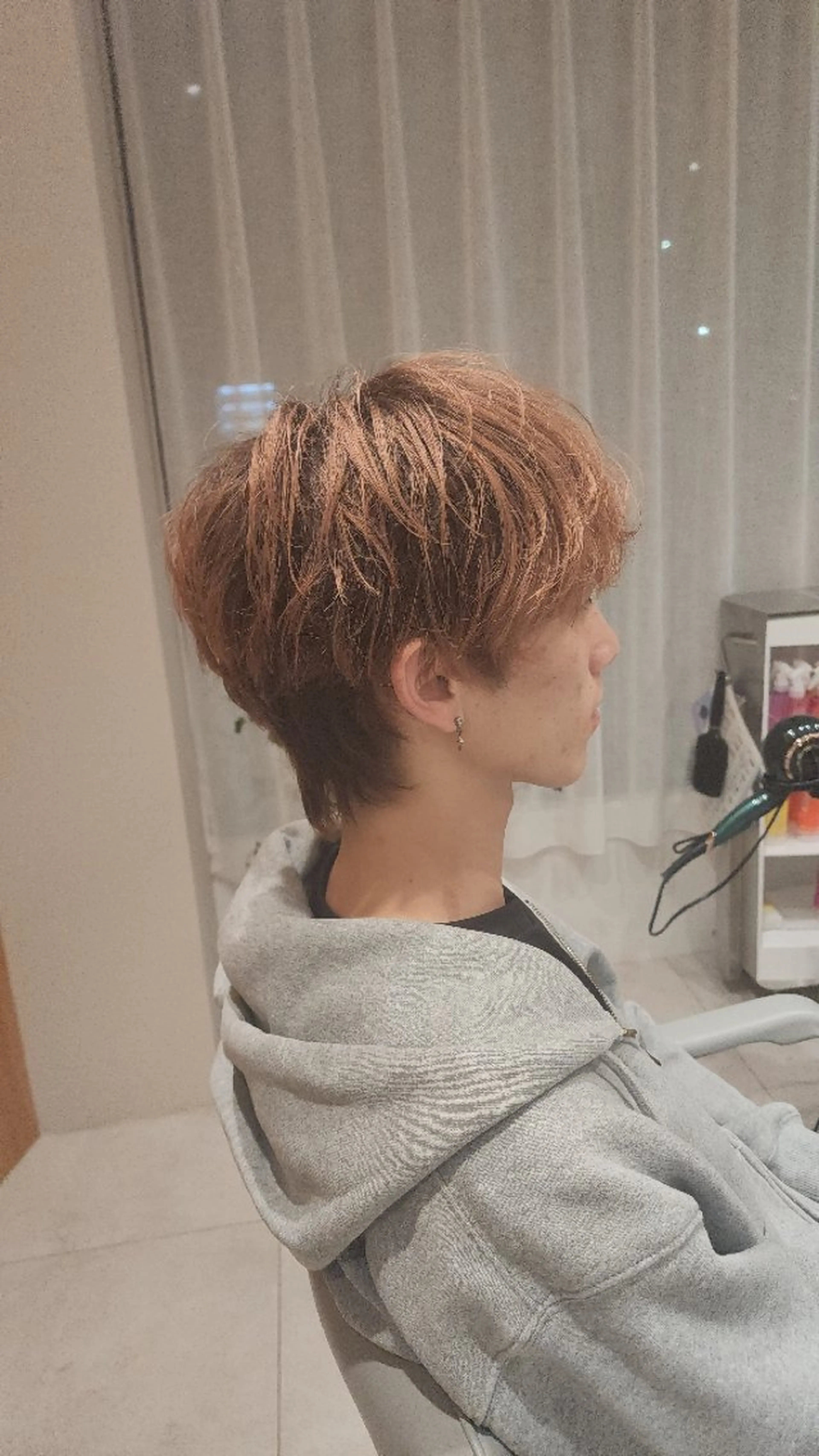 ミディアム メンズ カラー メンズウルフカット ウルフカット カット Unille ユニル所属・亀井 香澄のヘアスタイル