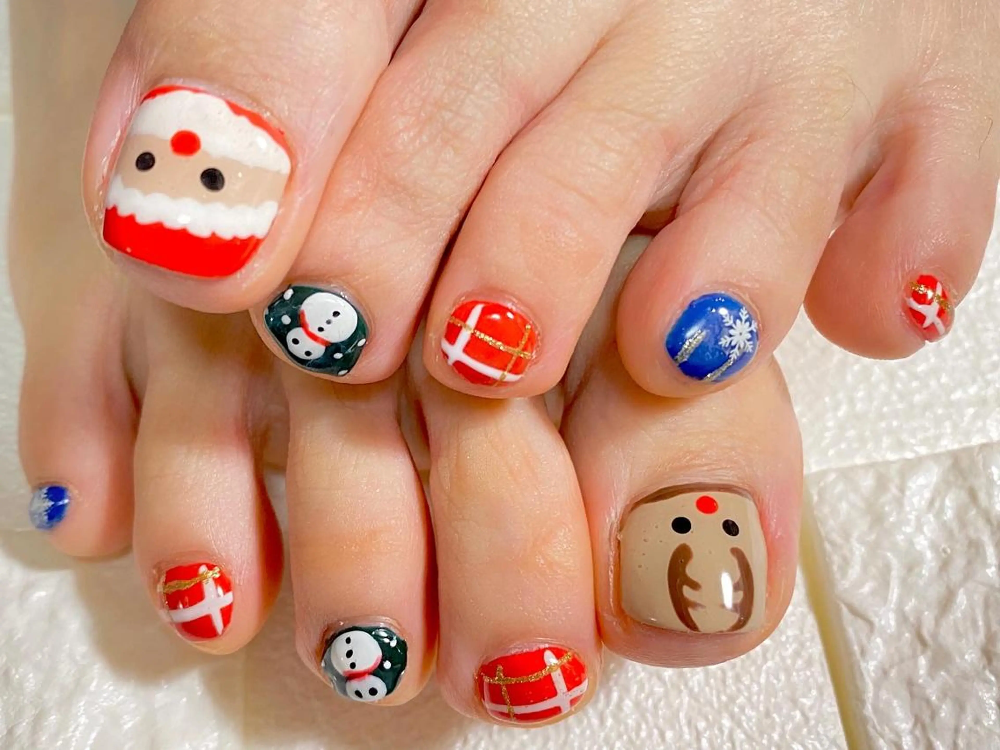 アートつけ放題フットジェルネイルフットバス+お爪の形成付きの写真