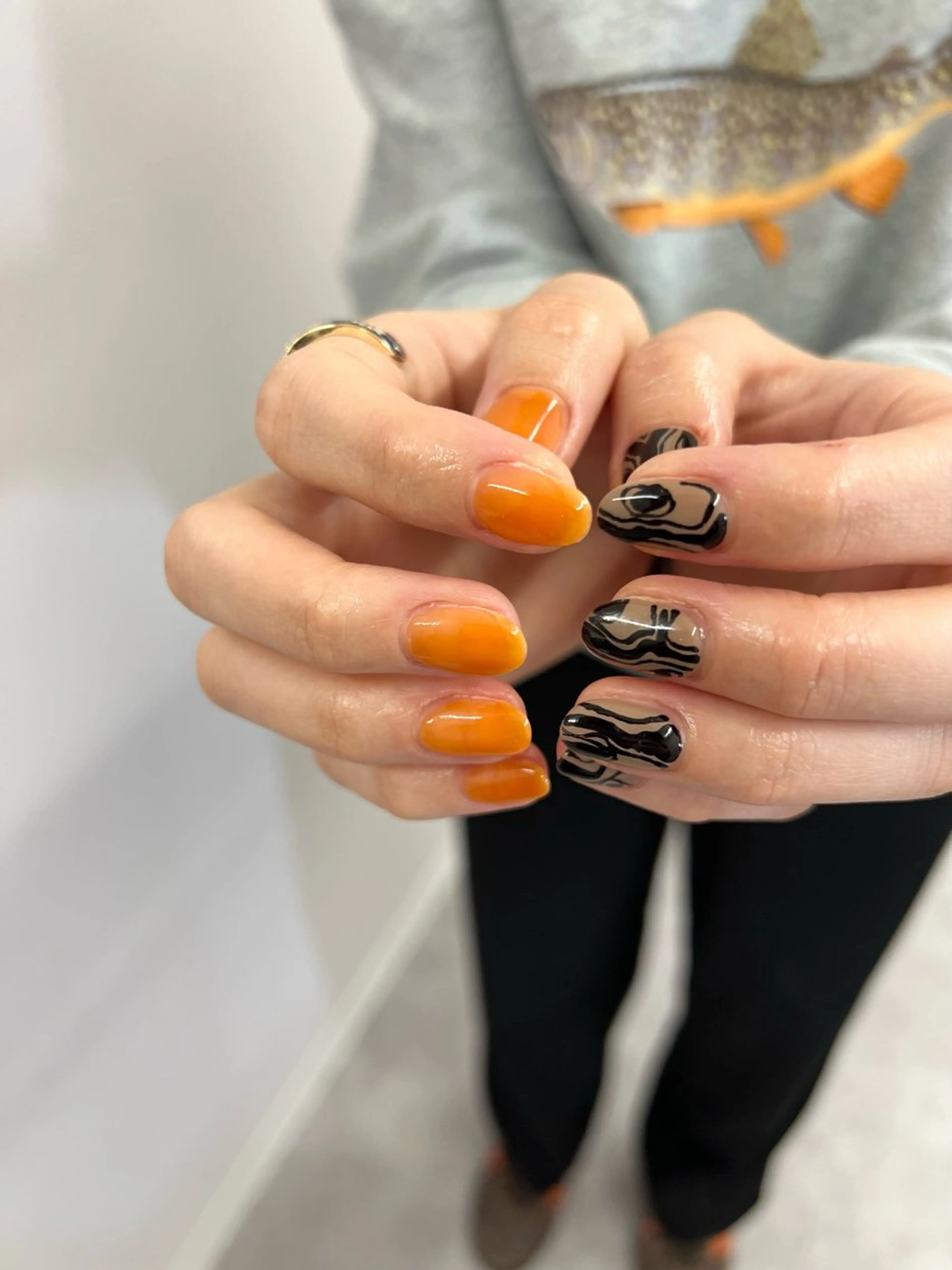 ネイル ジェルネイル マグネットネイル ニュアンスネイル ワンカラーネイル オレンジ ハンドネイル ハンドケア Bana_ Nailのネイルデザイン