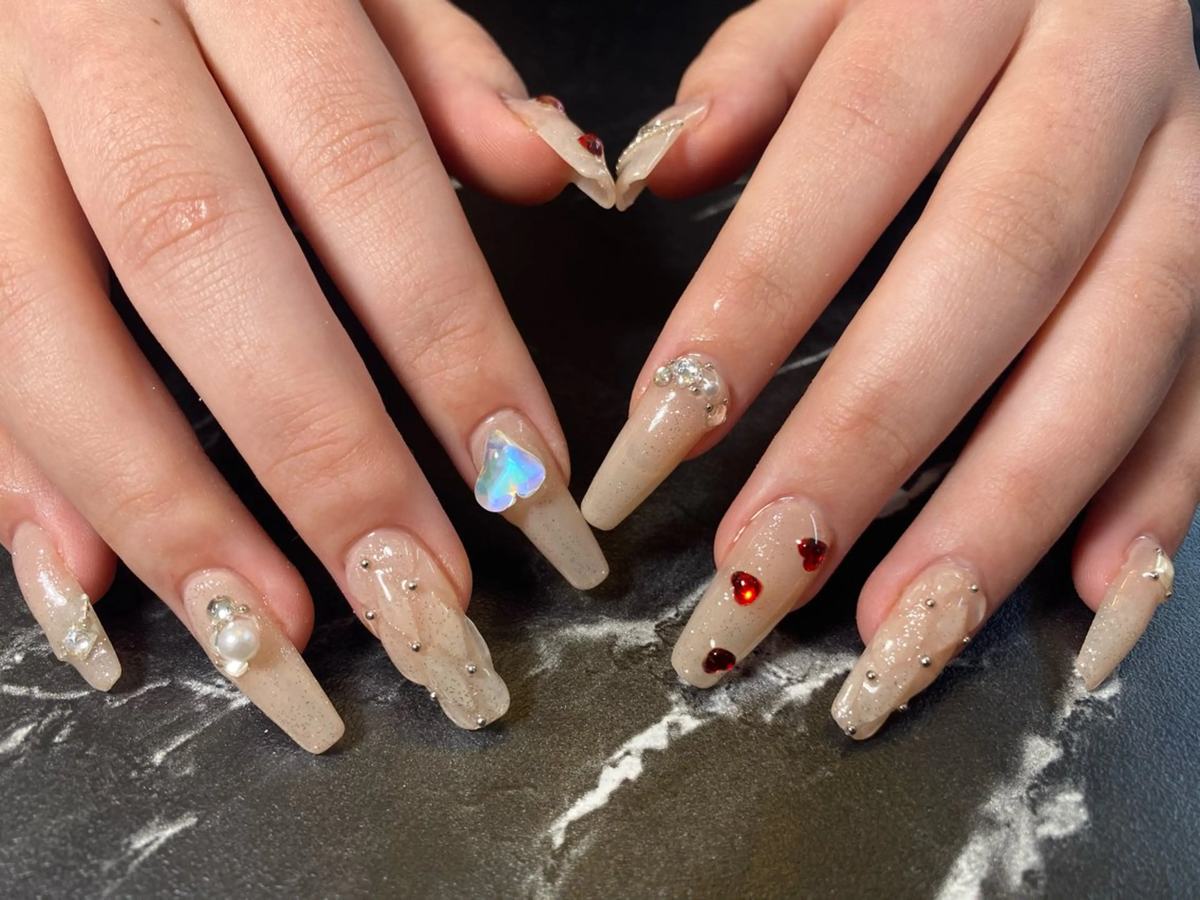 ネイル ハンドネイル Ｌｉｔ所属・Ｌｉｔ .のネイルデザイン