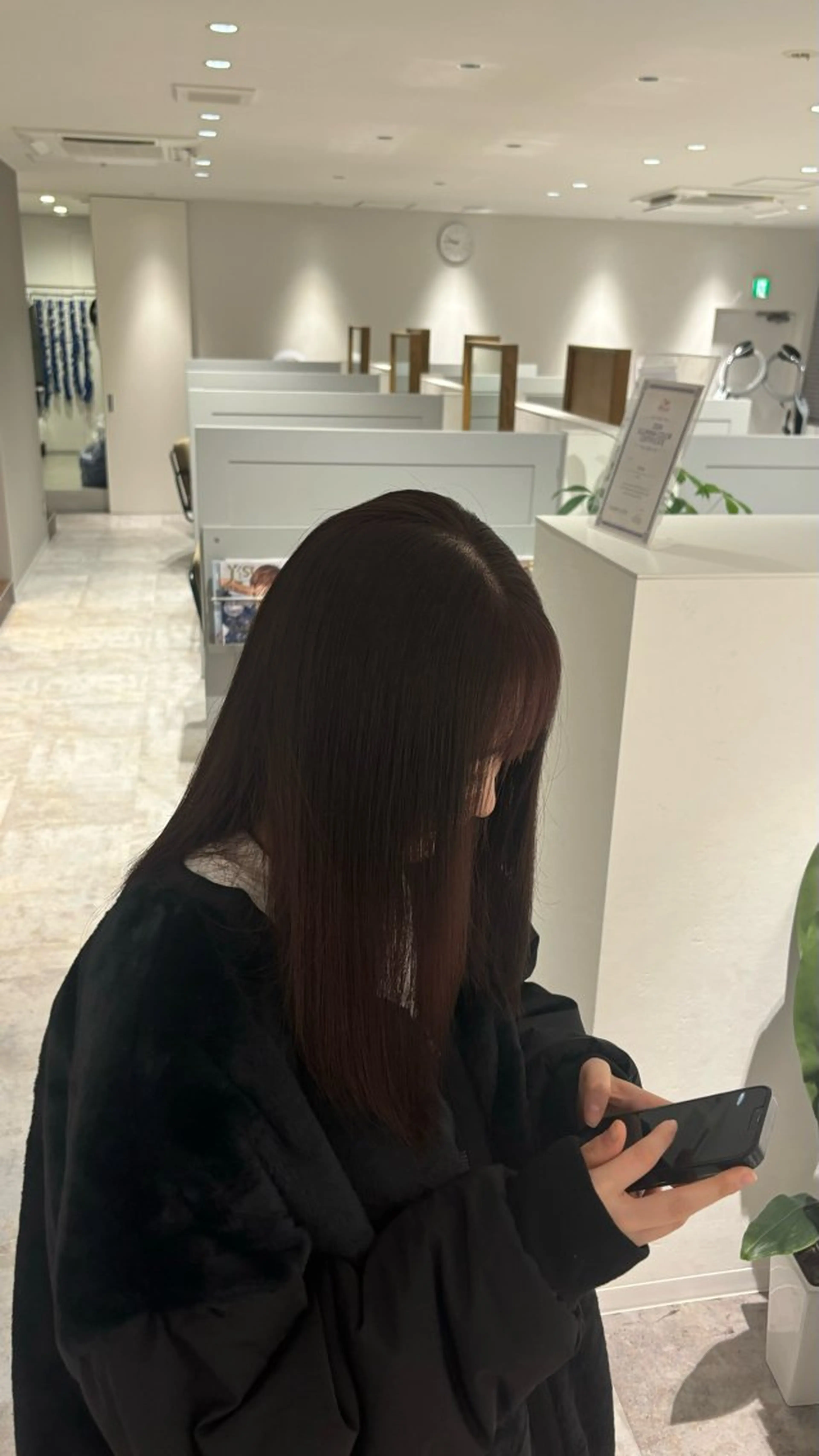 ロング カラー ブラウンカラー ピンクカラー ヘアカラー bellus所属・田名部 愛乙のヘアスタイル