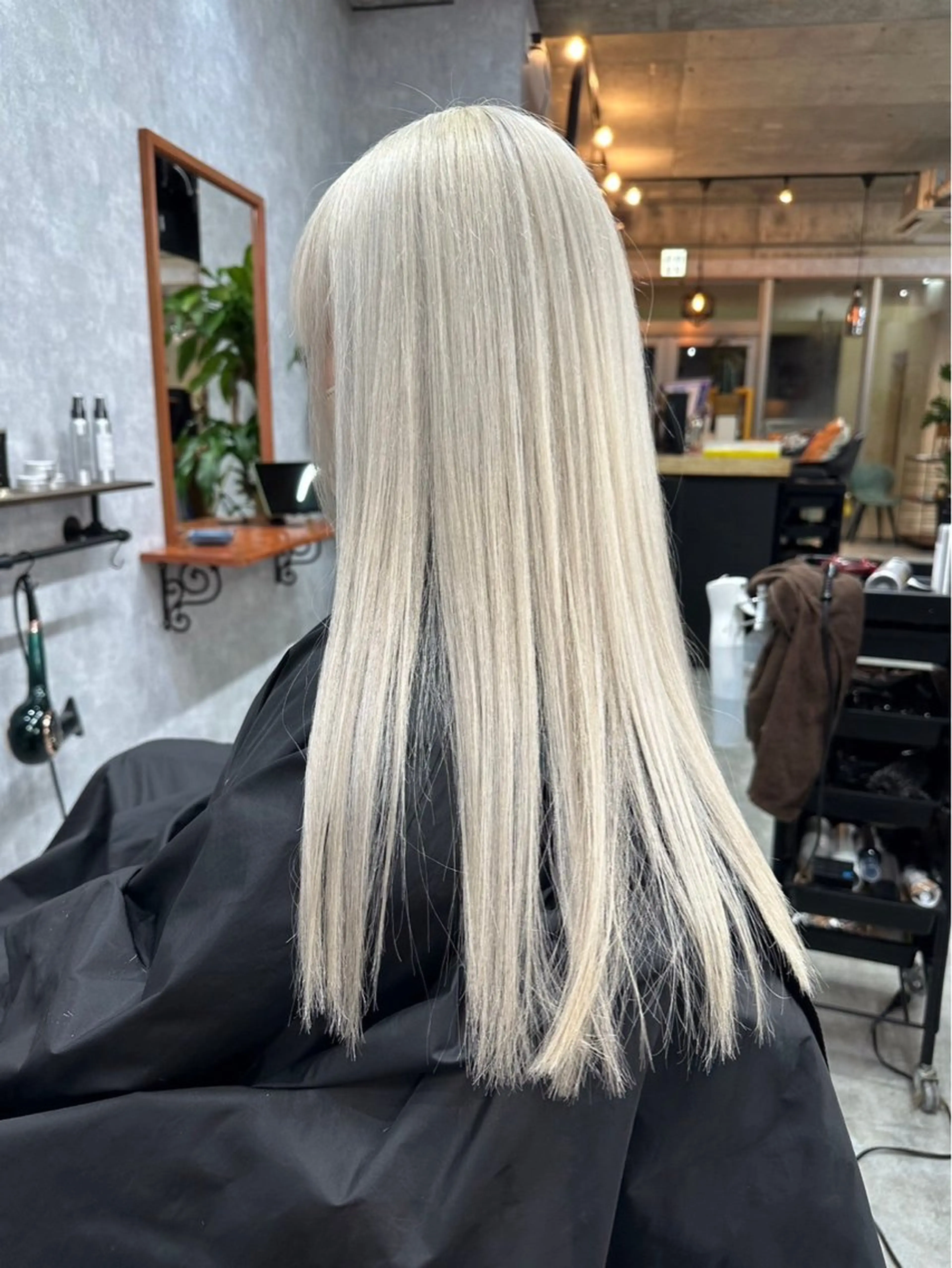 セミロング カラー C'LD Hair Produce【シールドヘアープロデュース】所属・シールドヘアー/那覇 /縮毛矯正/ブリーチのヘアスタイル