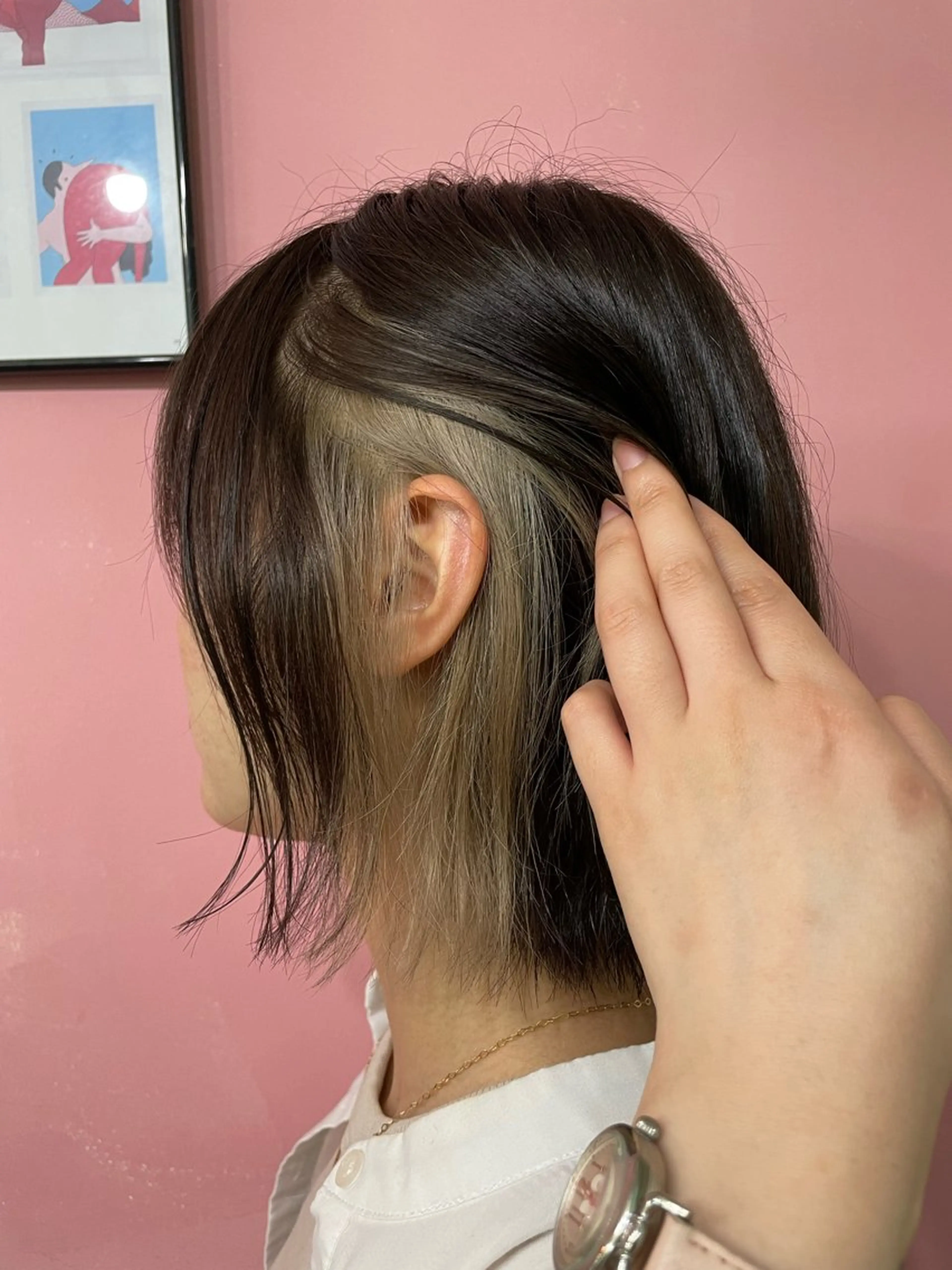 インナーケアブリーチ（イヤリング）+オンカラー+3stepトリートメントの写真