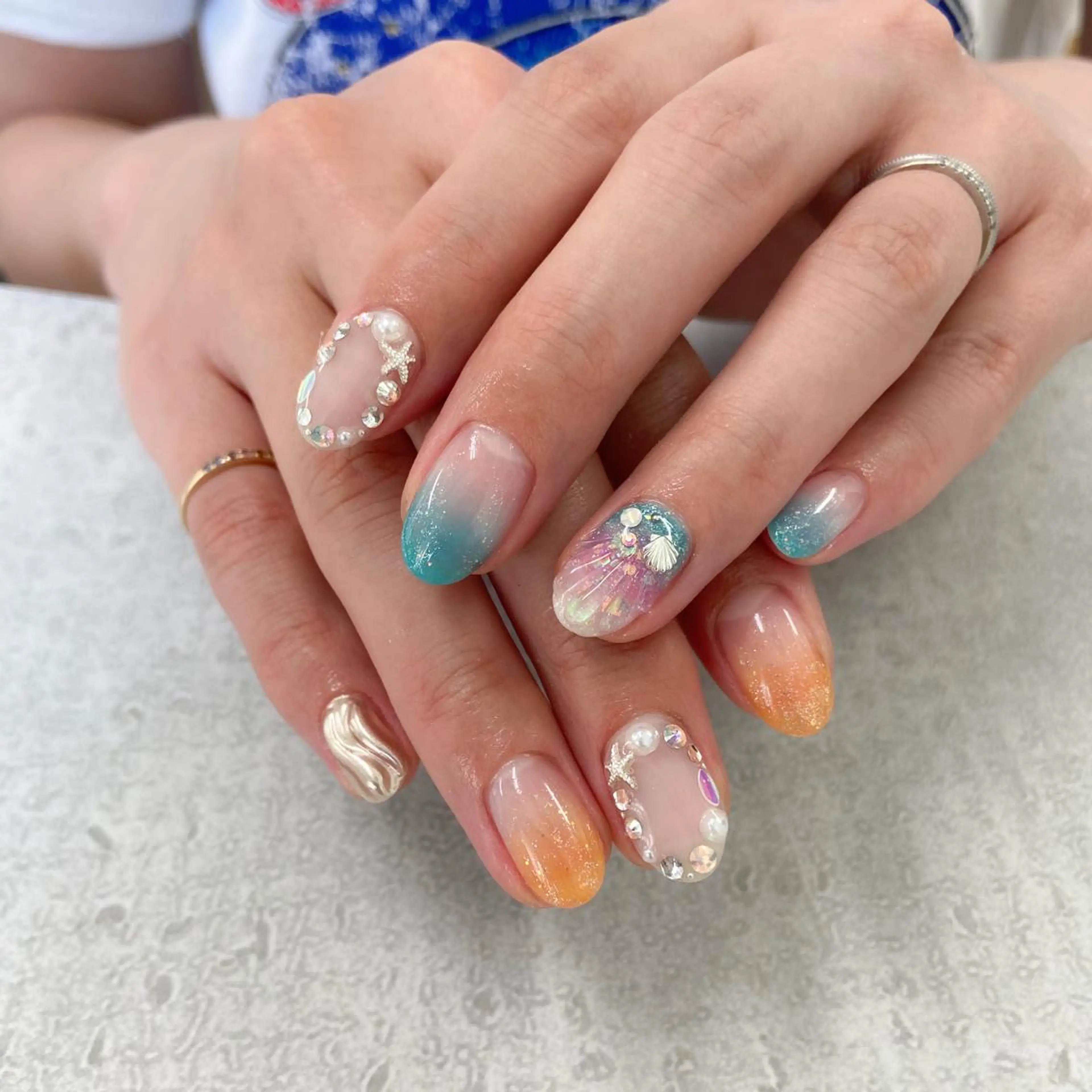 ネイル 黒沢 直子のネイルデザイン