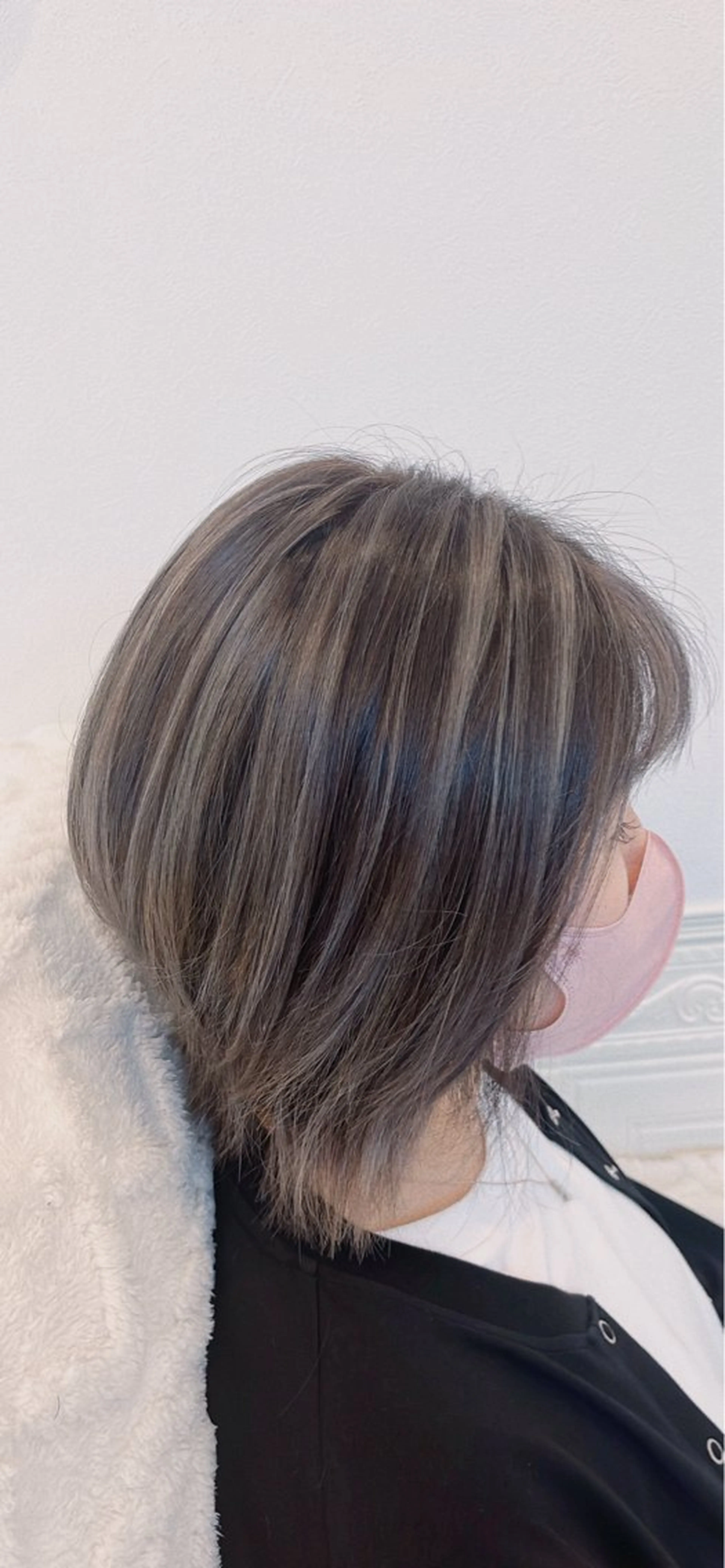 ショート ハイライト レイヤーカット La.fleur ラ.フルールのヘアスタイル