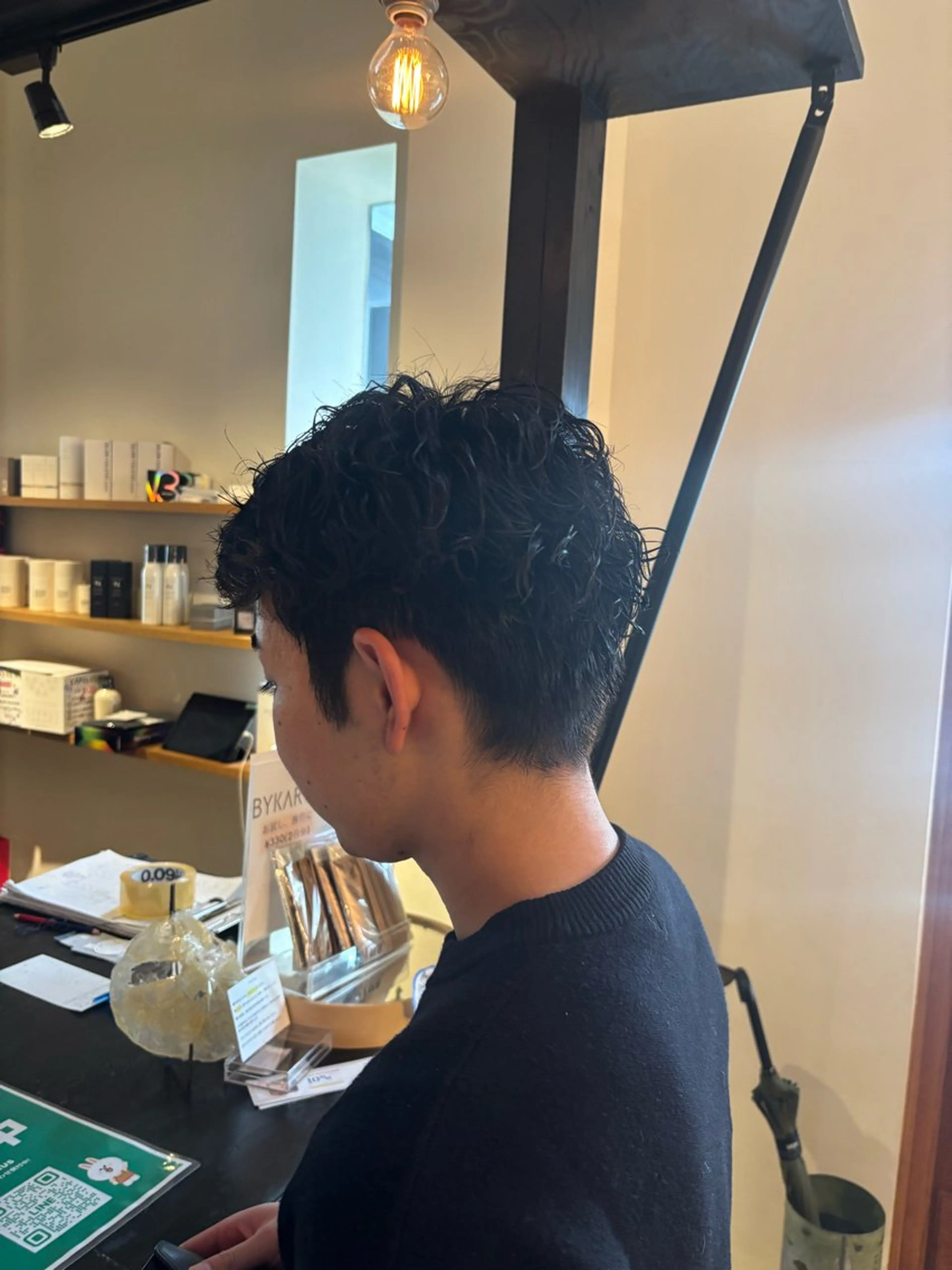 ショート パーマ メンズ メンズパーマ ショートヘア カット パーマ 暖色カラー／ボブ／ 酸性ストレート／羽菜のヘアスタイル