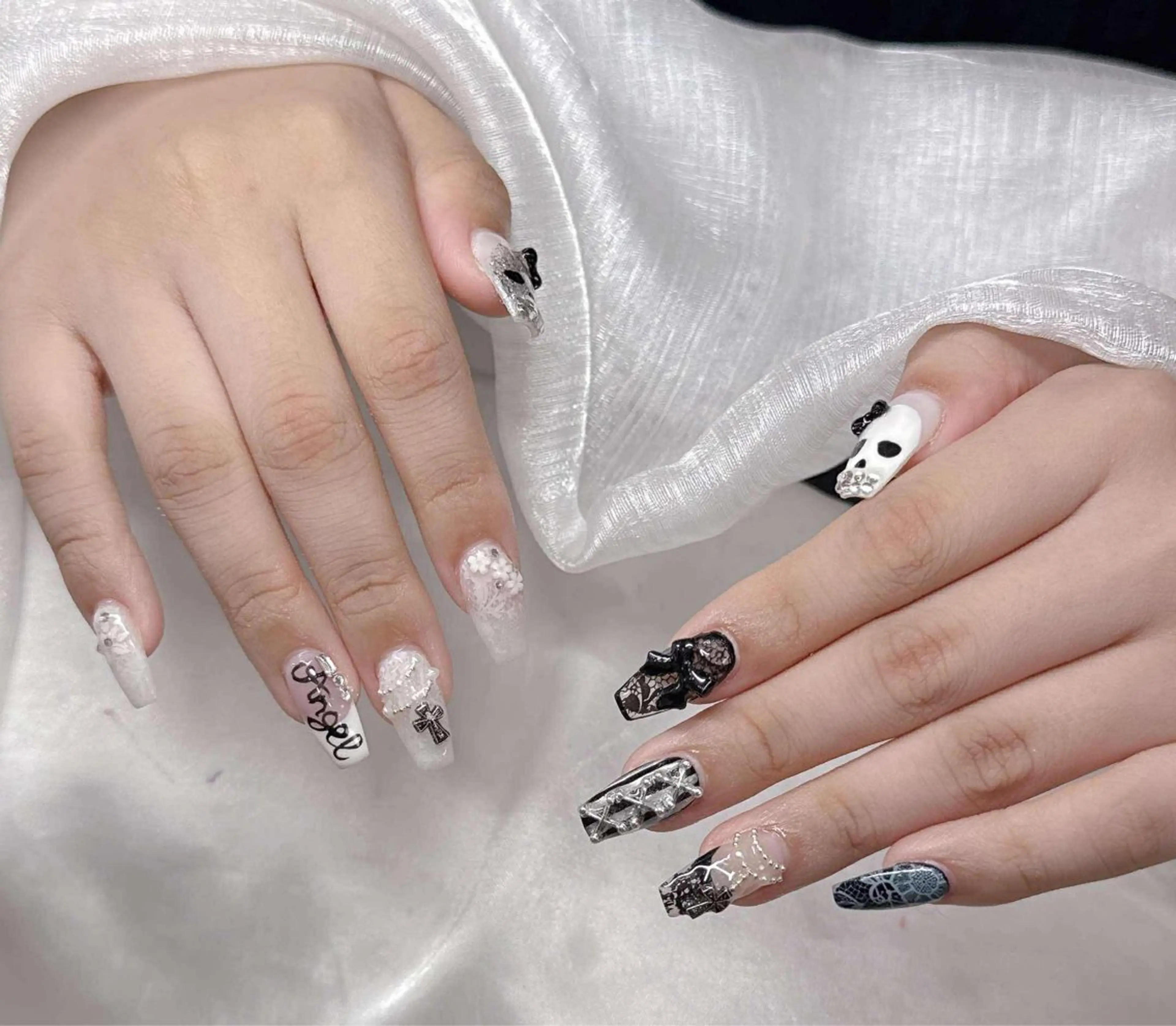 ネイル ハンドネイル Lee Nailsのネイルデザイン