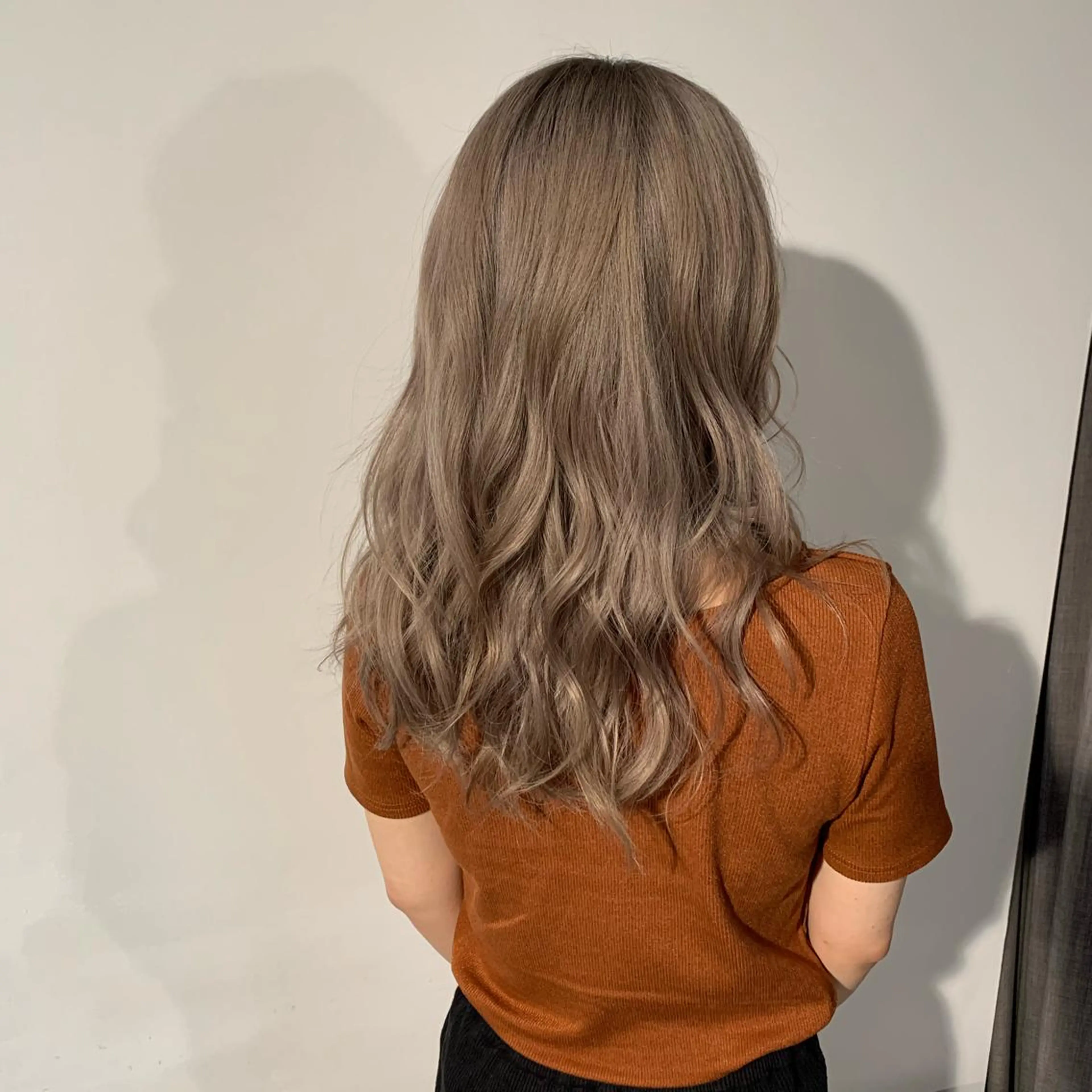 セミロング カラー 🌈ディレクター🌈 徳松優希のヘアスタイル