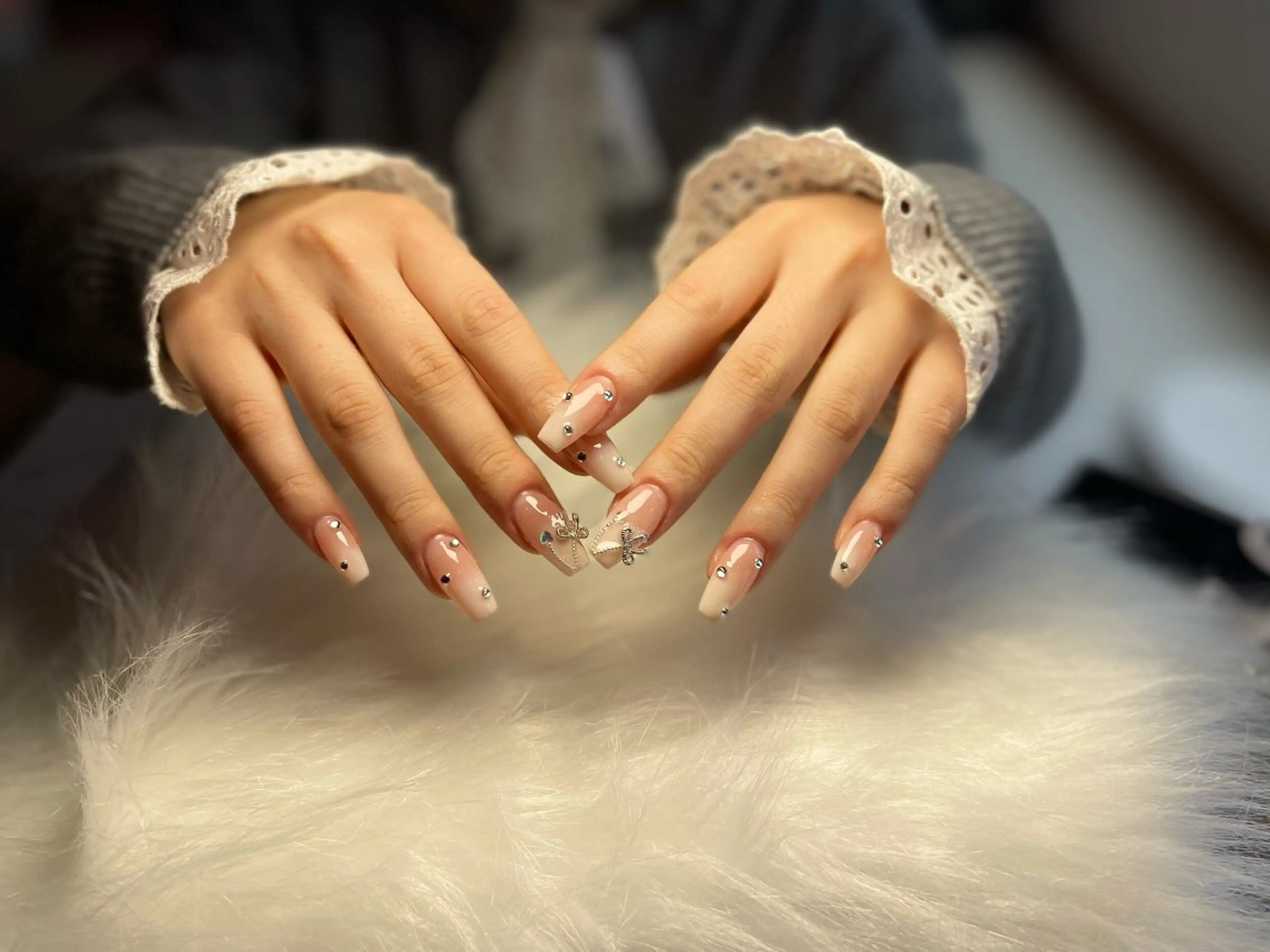 ネイル ハンドネイル BEST NAIL所属・岡田 野良のネイルデザイン