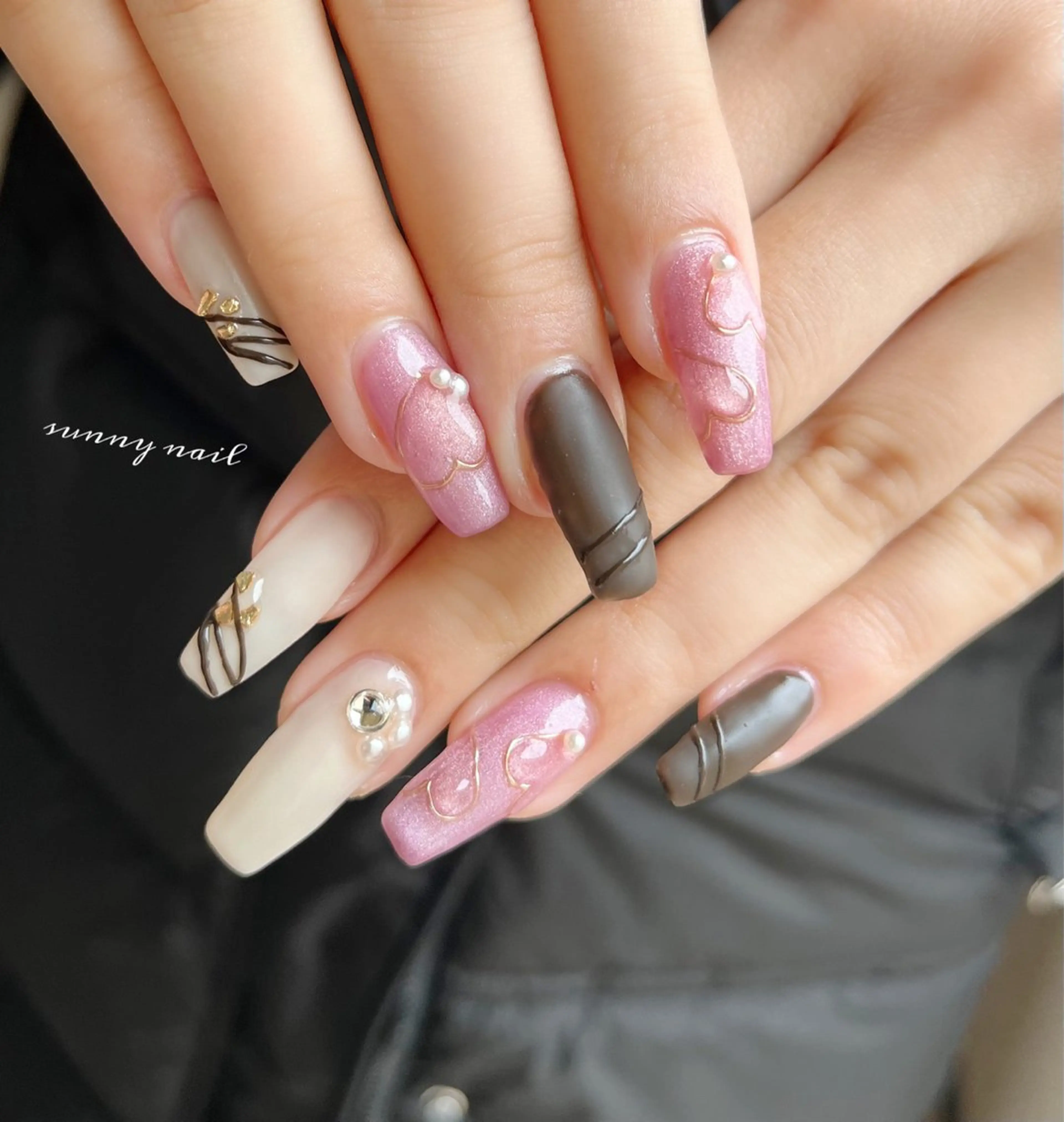 ネイル ブラウン ジェルネイル ハート マグネットネイル ミラーネイル sunny nailのネイルデザイン