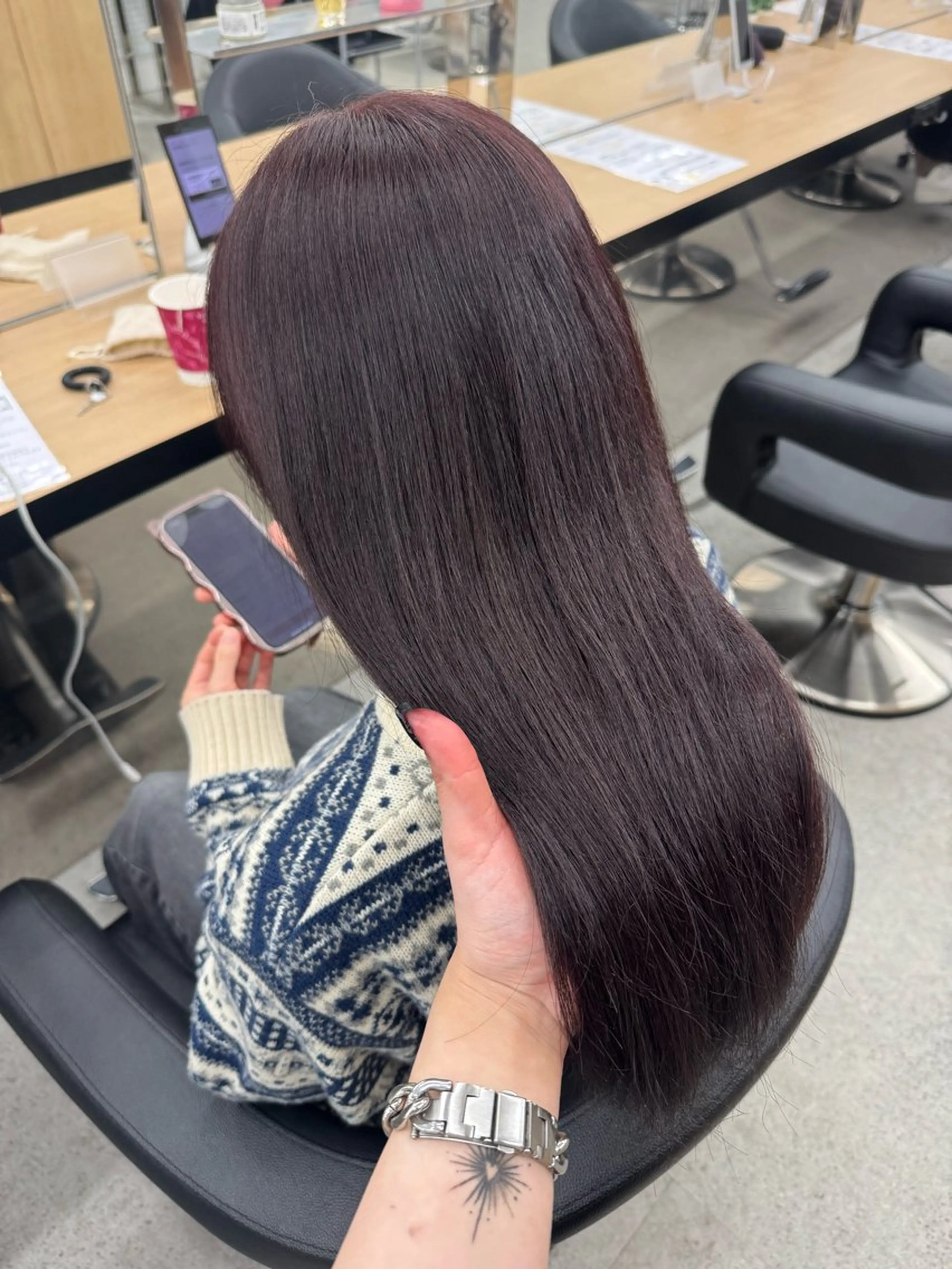 ロング カラー ヘアカラー 暗髪🩶ラベンダー/ ブルー/ユウナ🤍のヘアスタイル