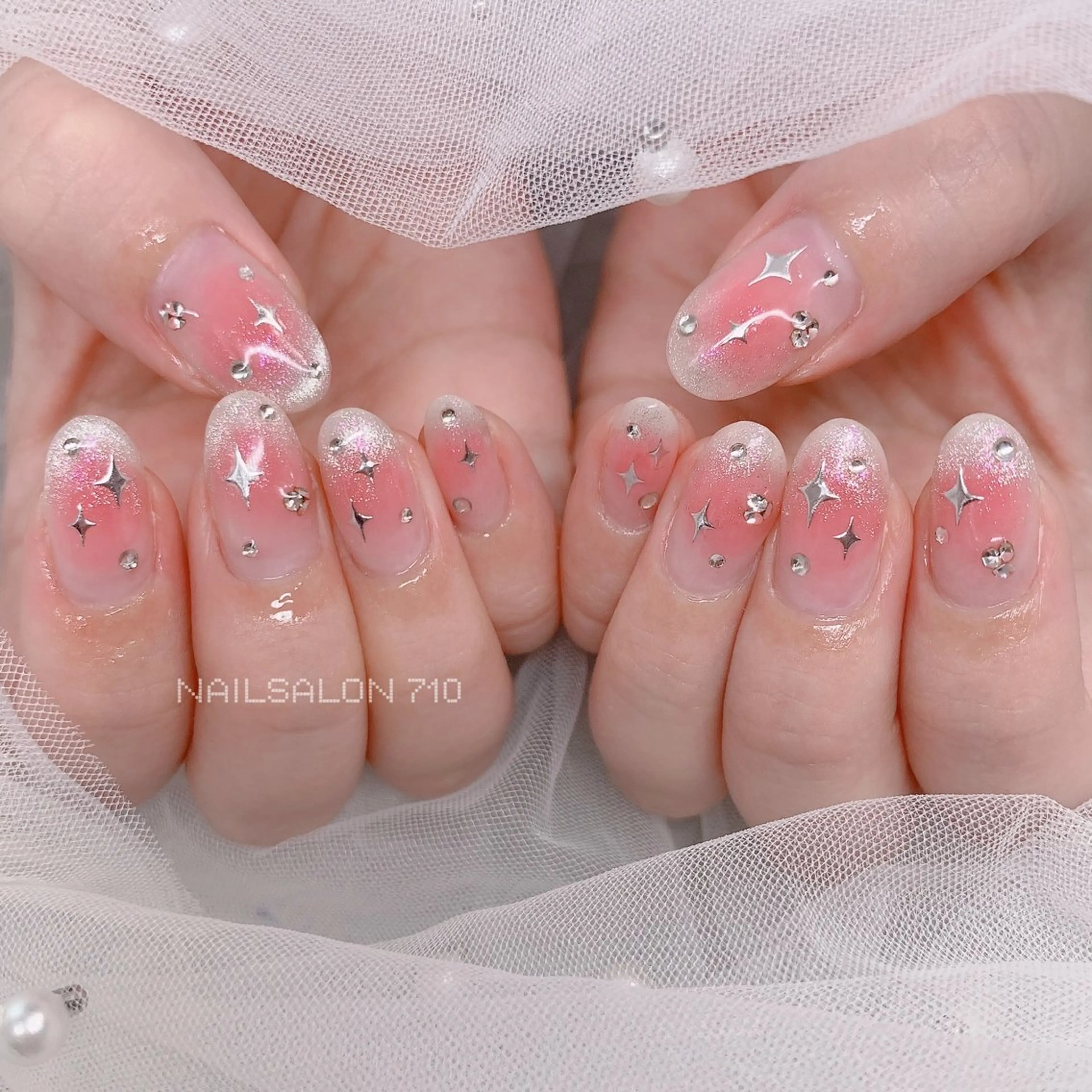 ネイル ハンドネイル フットネイル ナナイチゼロ I.Naoのネイルデザイン