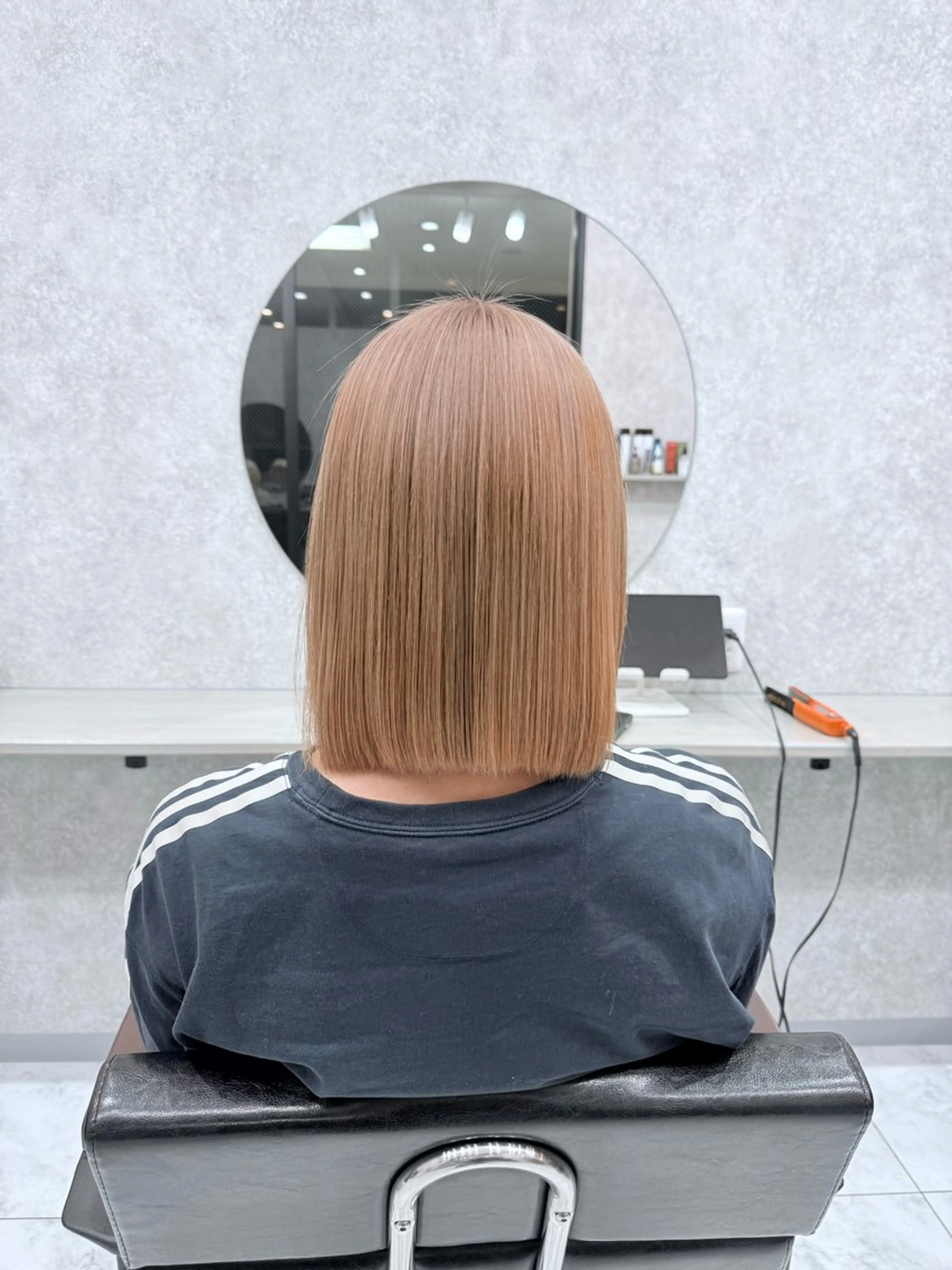 ショート カラー 🌺ハイトーン🌺 矢葺 なぎさ🌺🌺のヘアスタイル